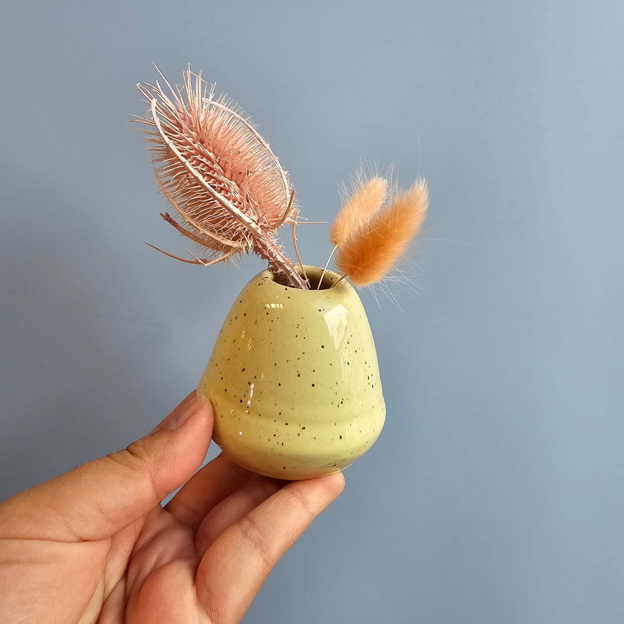 SPECKLED LEMON BUD VASE