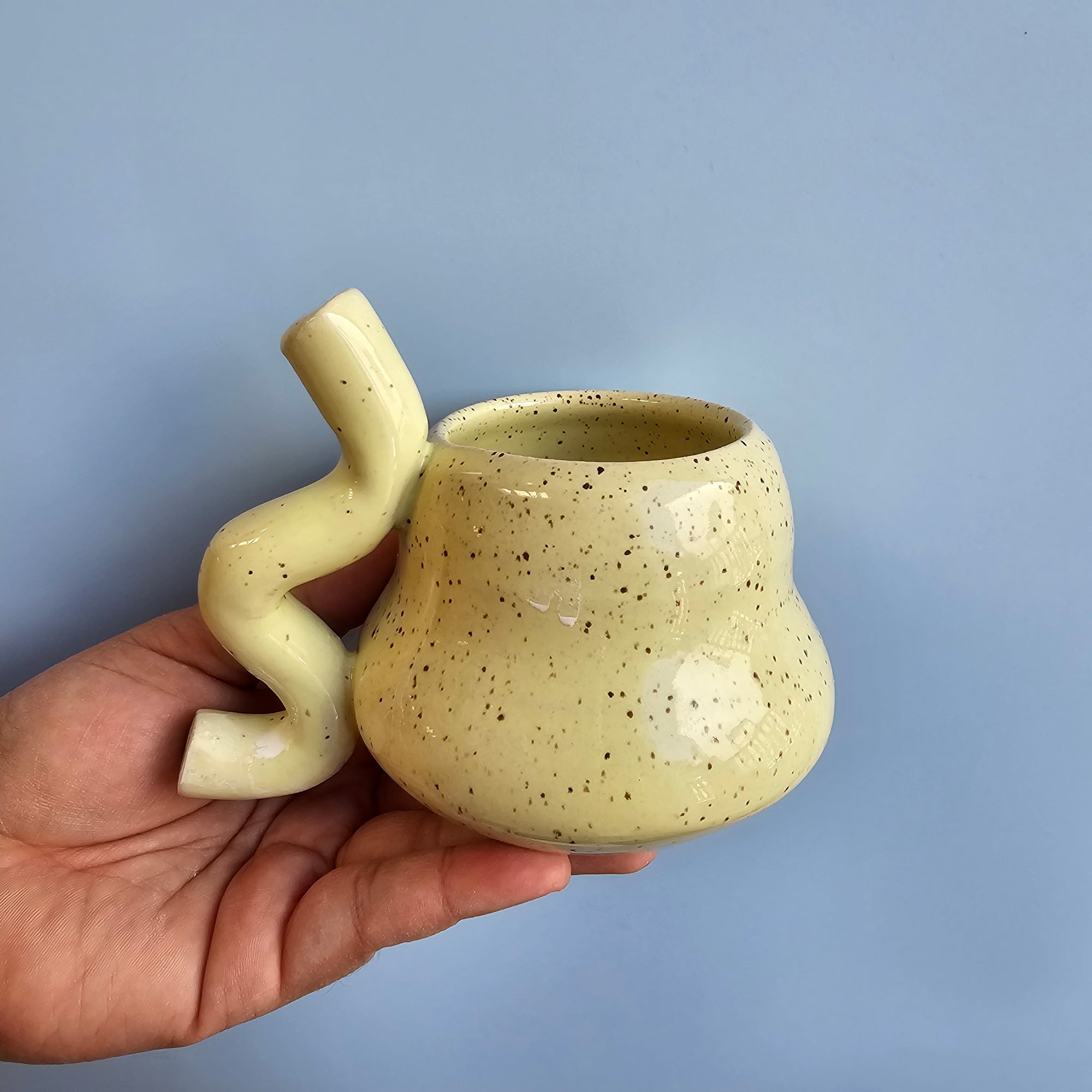 SPECKLED LEMON SQUIGGLE MUG