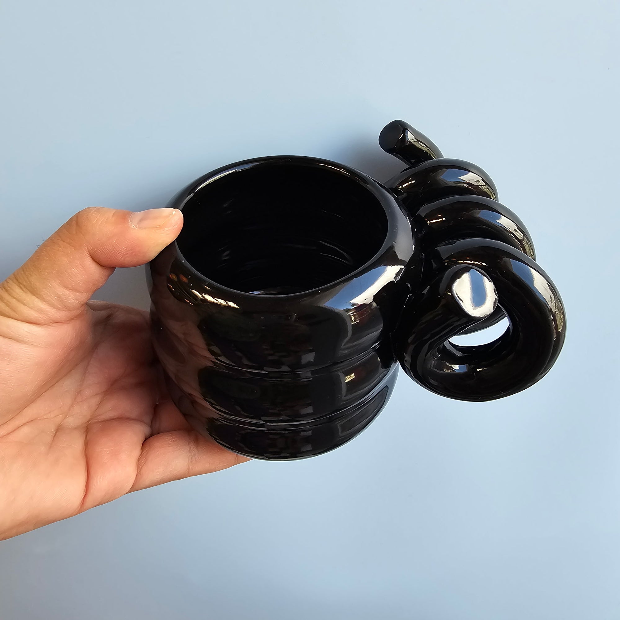 NORI TWISTY MUG