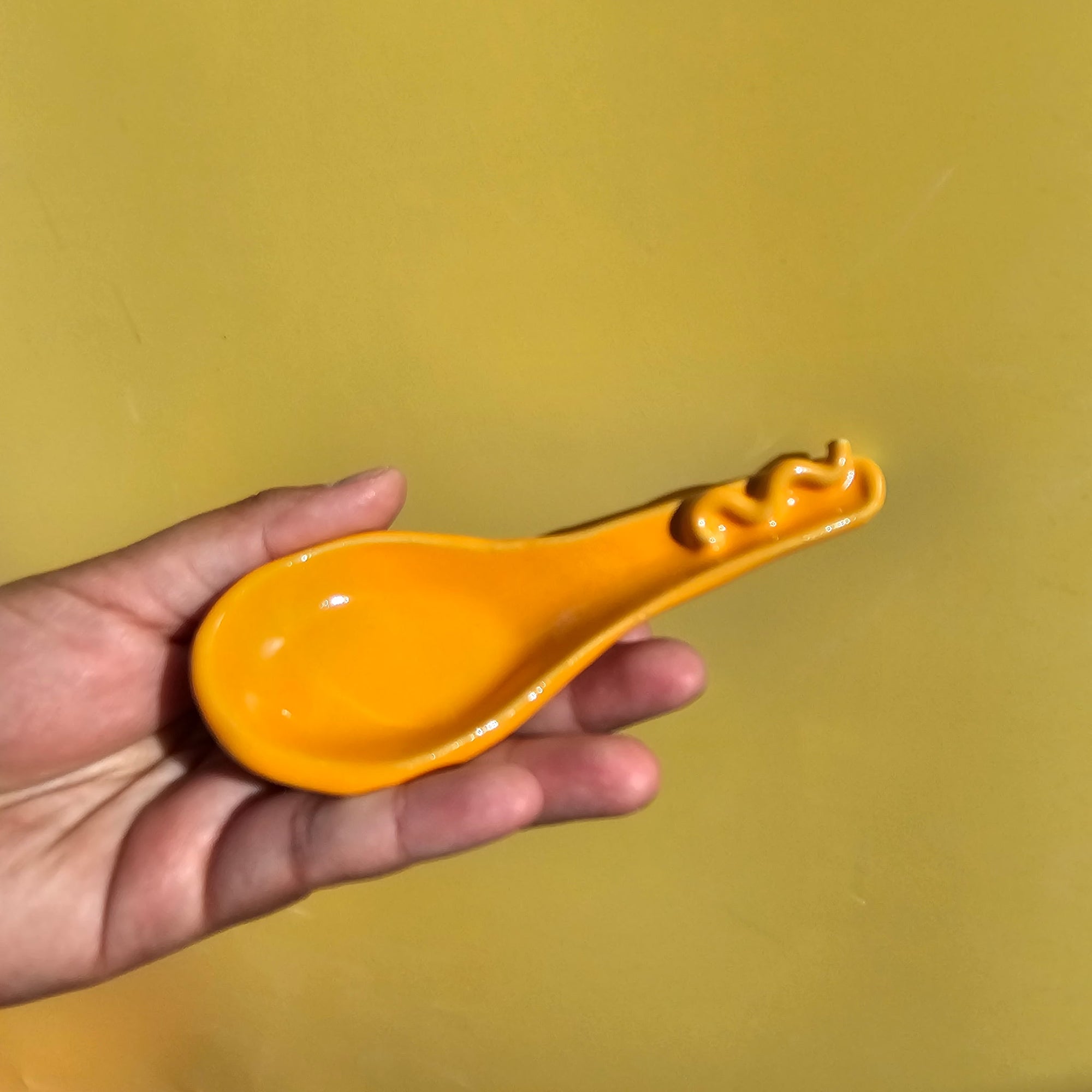 MANGO SQUIGGLE SOUP SPOON