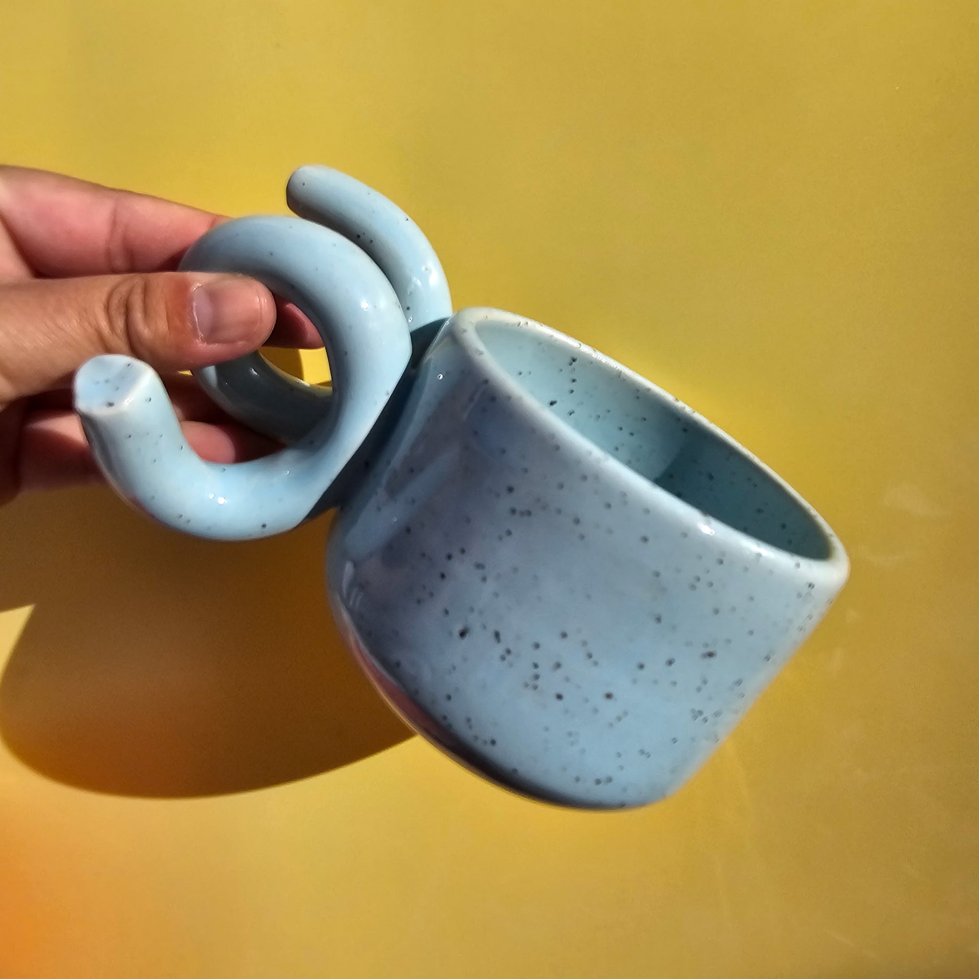 BLUE SKY SPECKLED TWISTY MUG