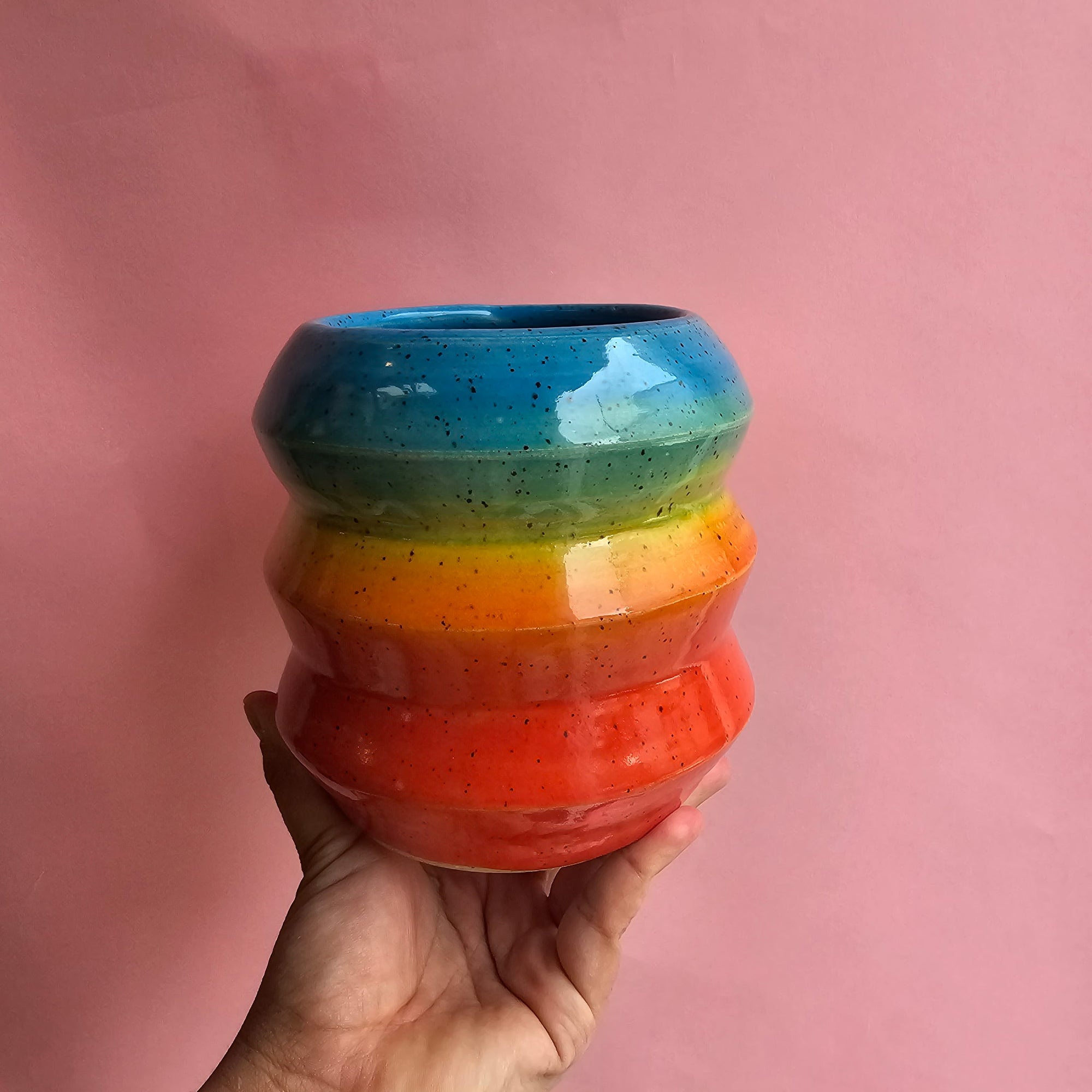 BOLD RAINBOW SPECKLED ZIGZAG VASE