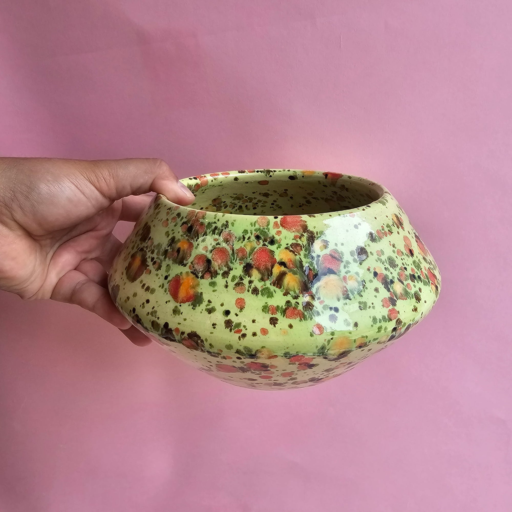LIME JELLP UFO PLANTER