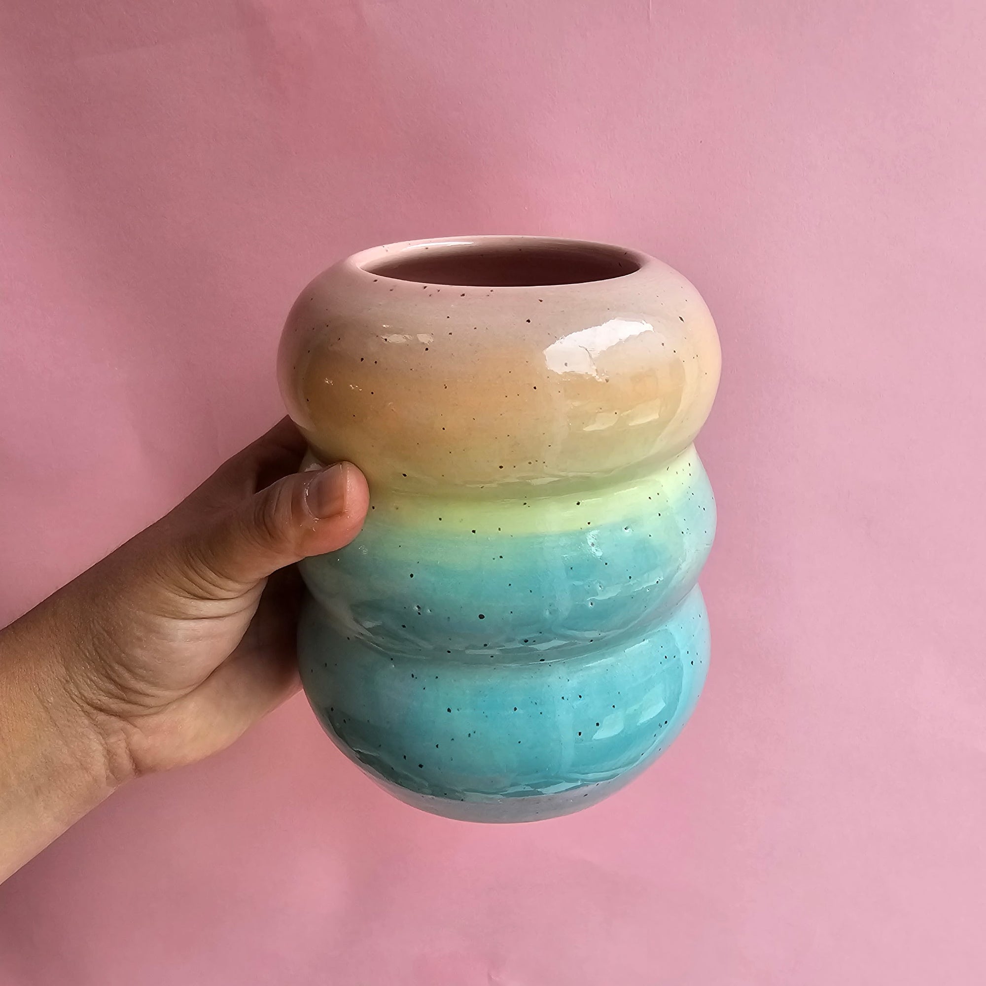 PASTEL RAINBOW TRIPPY VASE