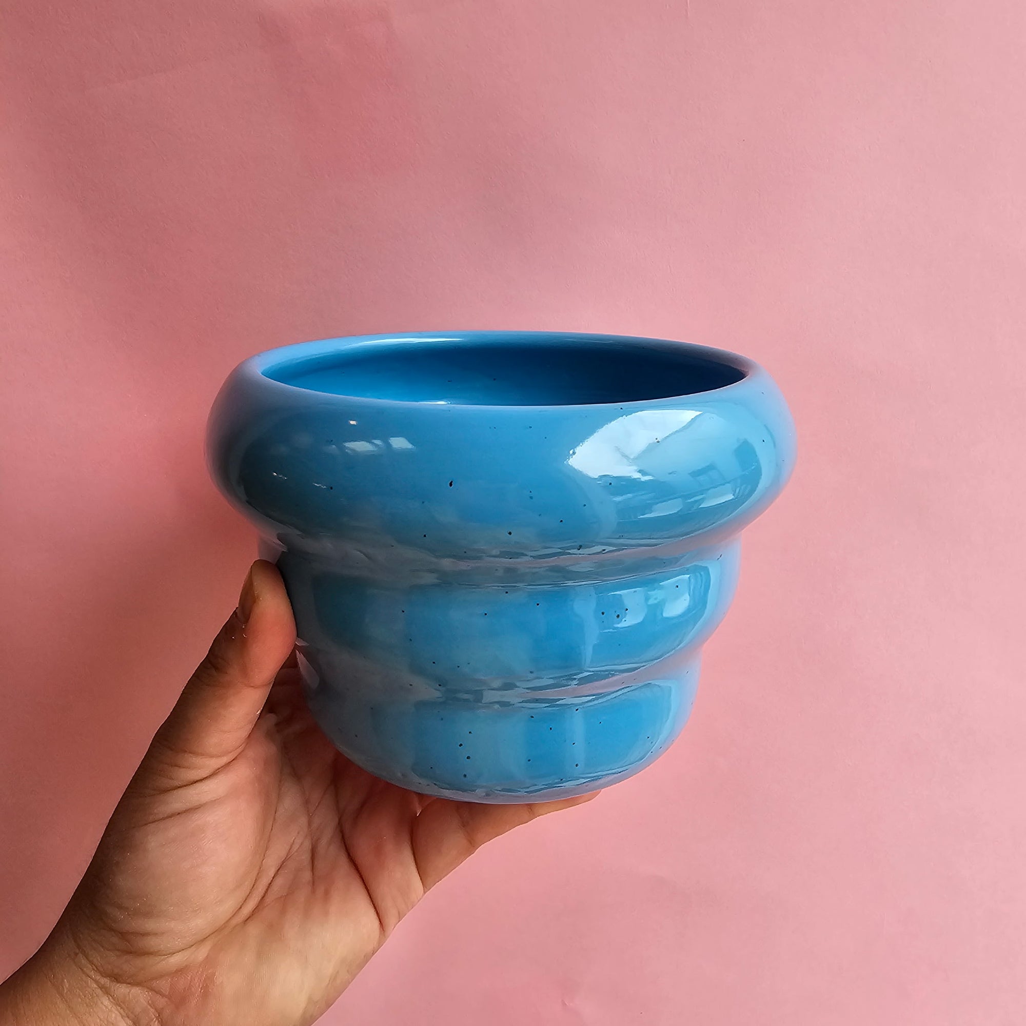 TROPICAL BLUE WAVY VASE