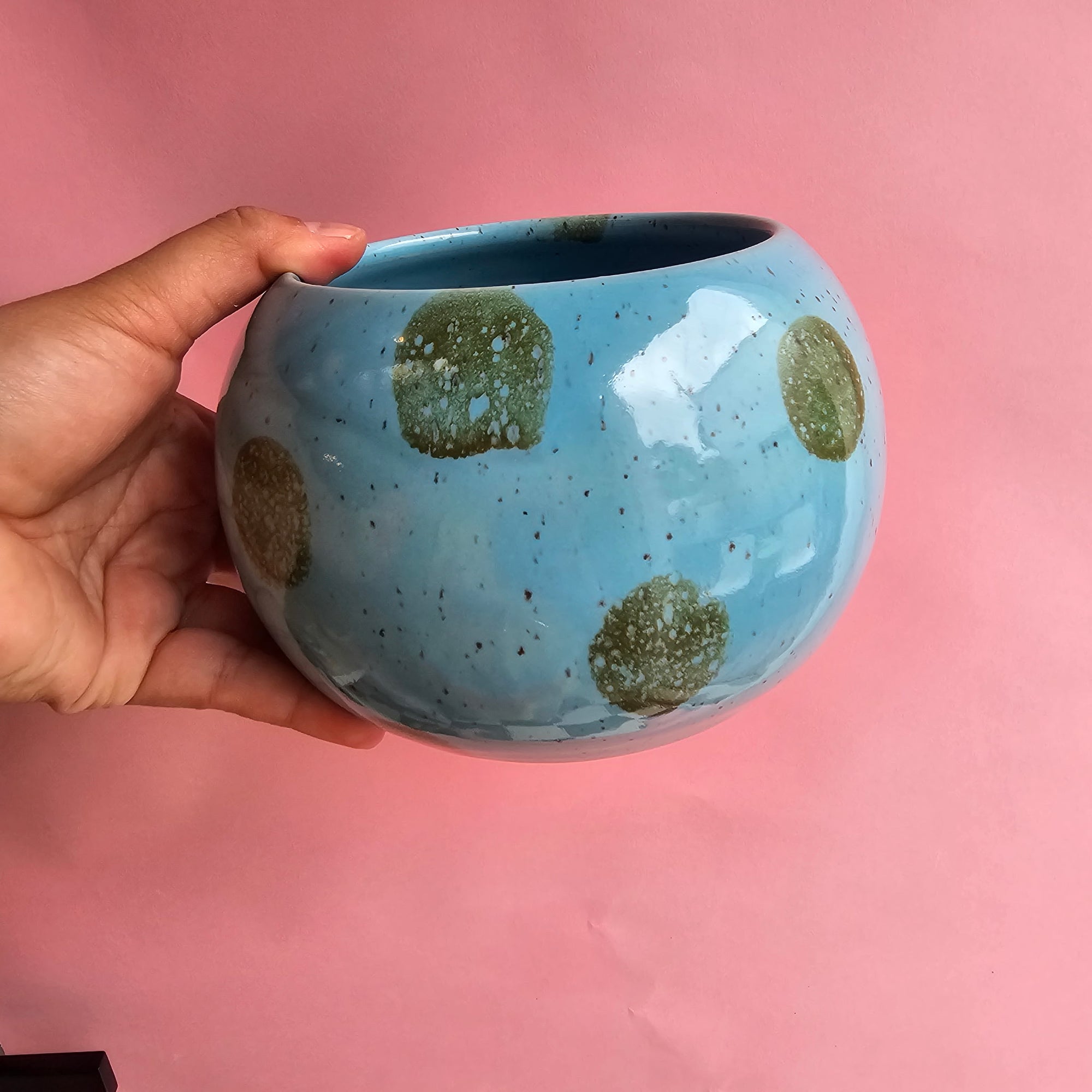 TROPICAL BLUE EARTH VASE