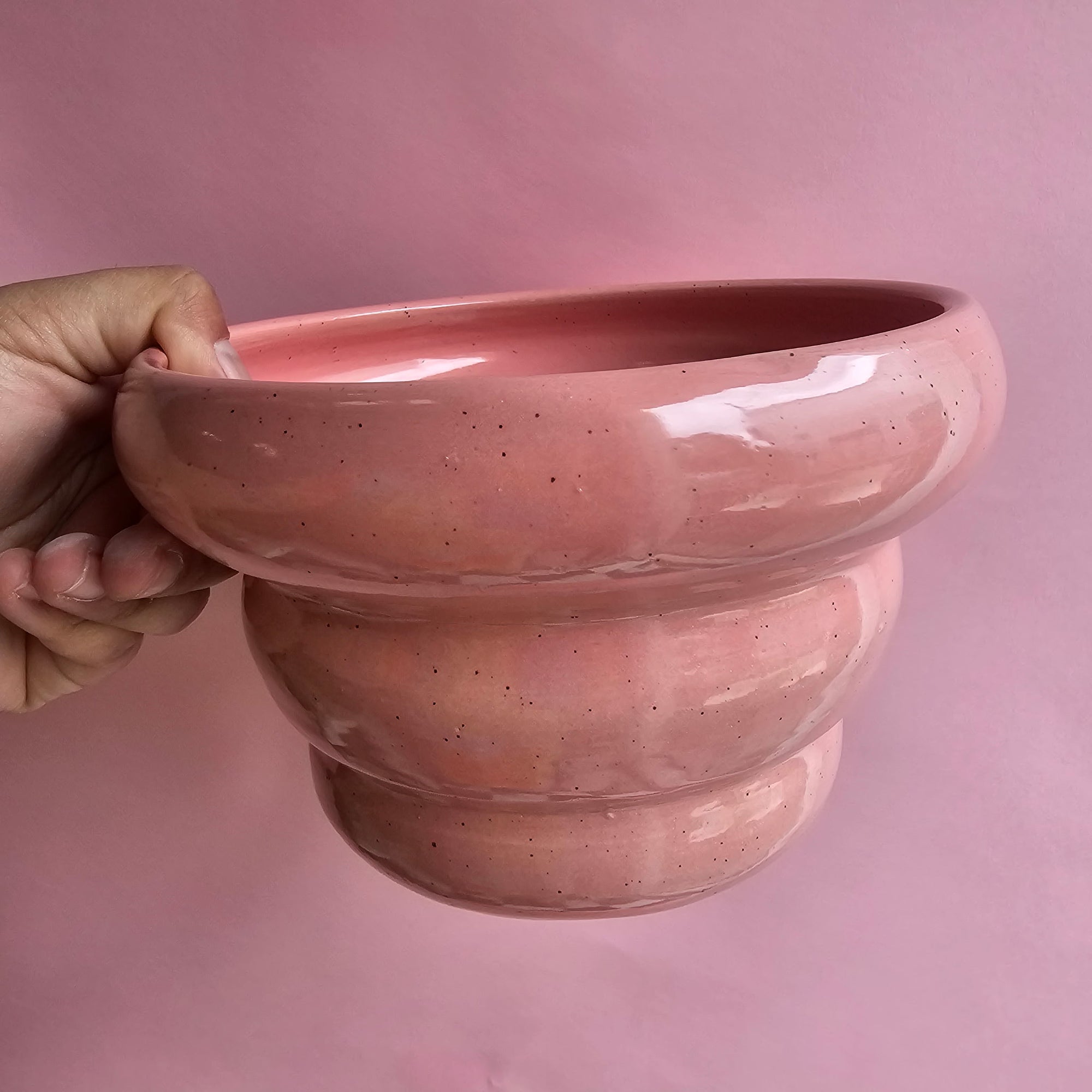 FLAMINGO SPECKLED WAVY VASE
