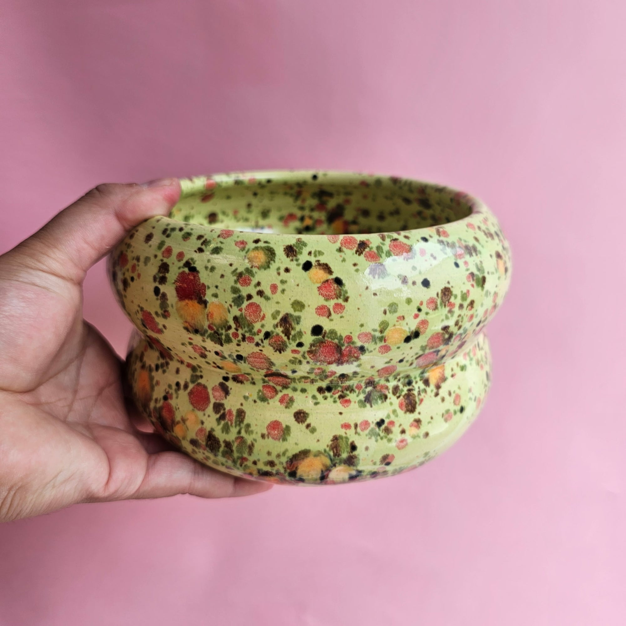 LIME JELLO VENUS PLANTER