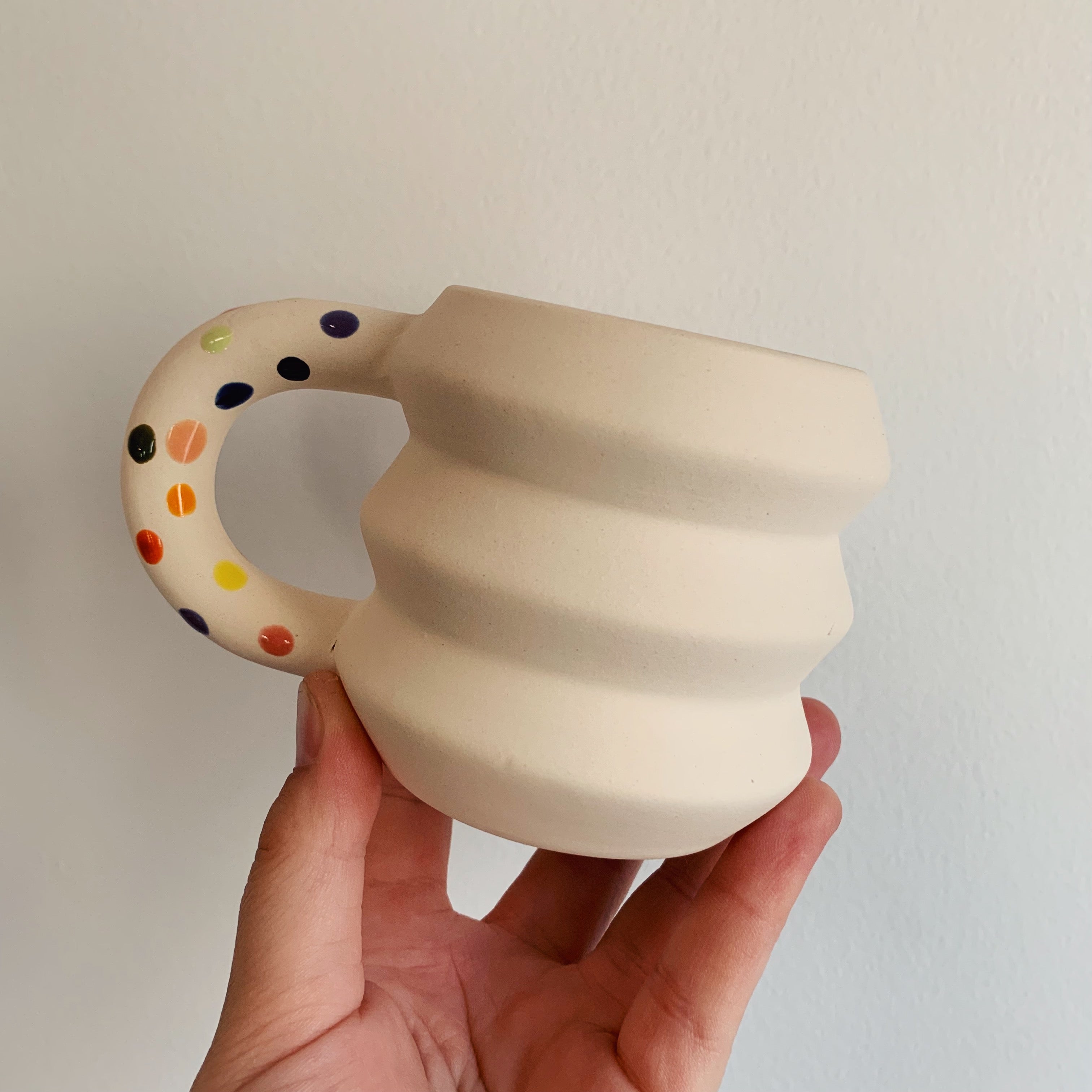 POLKADOT ZIGZAG MUG