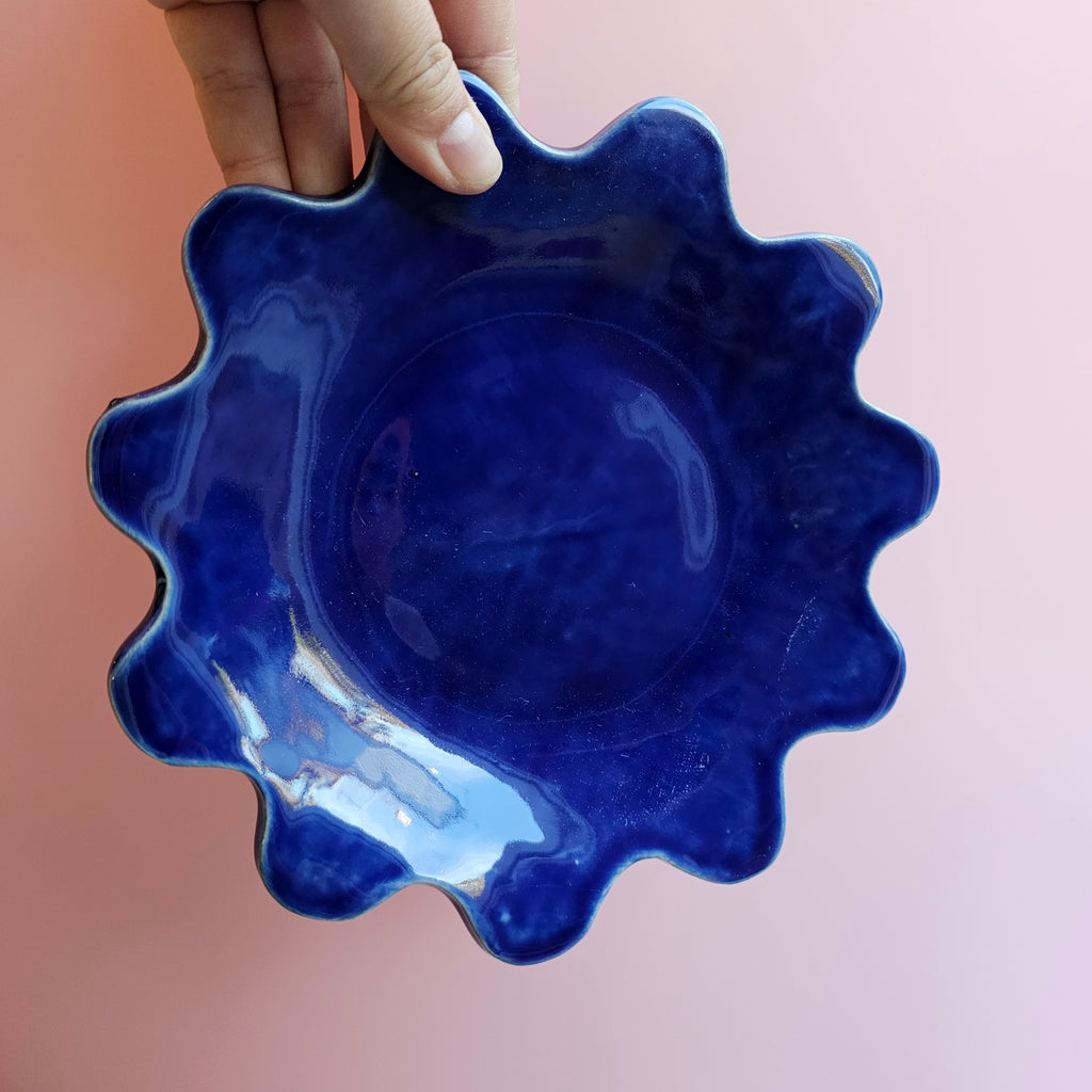 *SECONDS* BLUE GLASS SQUIGGLE PLATE