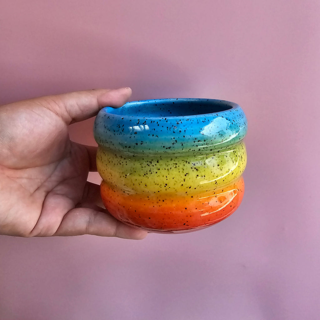 BOLD RAINBOW TRIPPY CUP