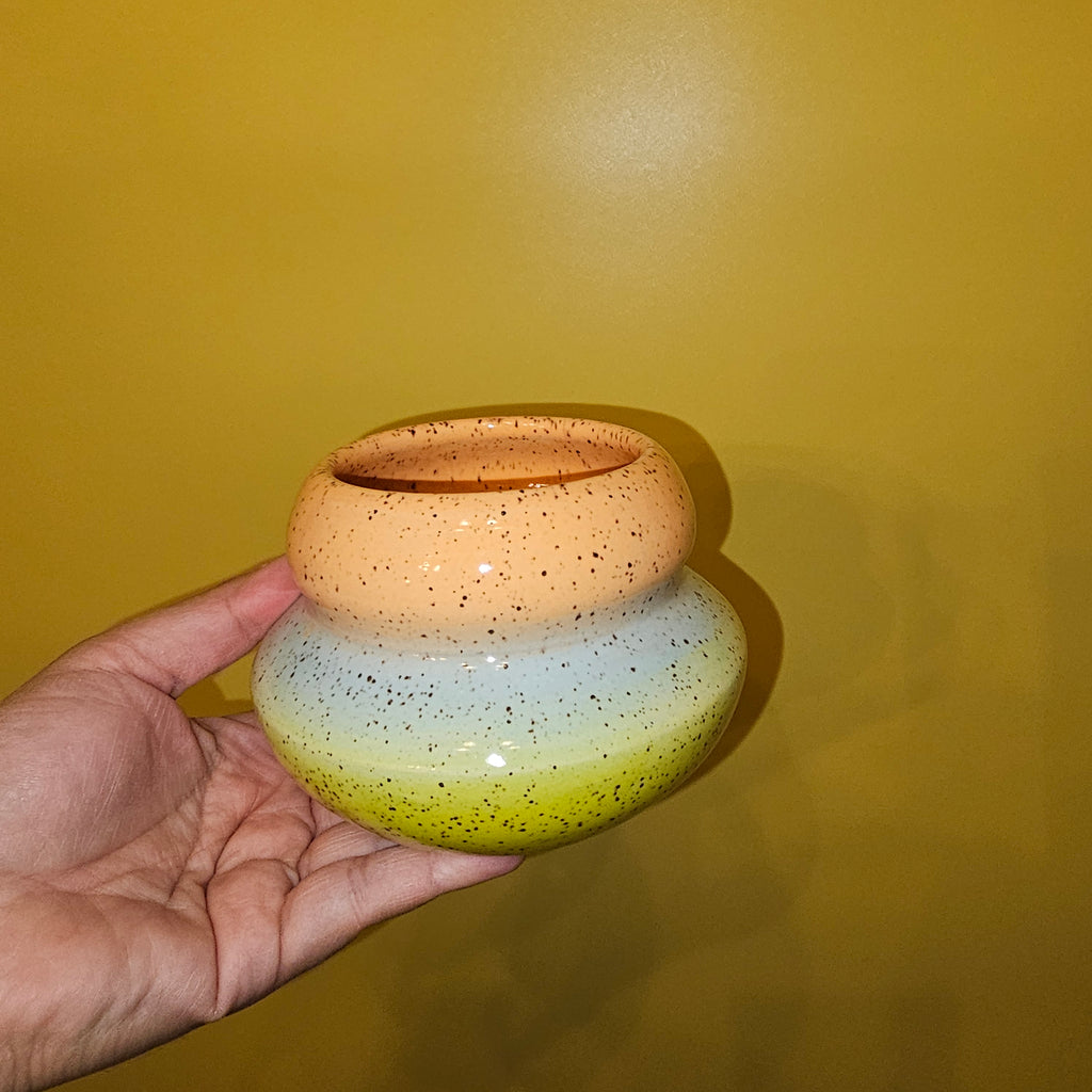 TAFFY TRIPPY UFO CUP