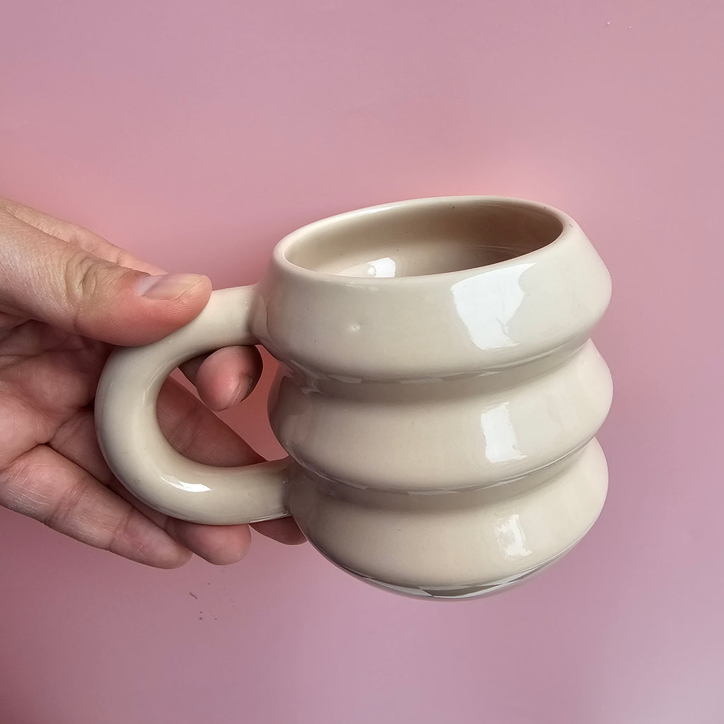 PETITE ZIGZAG OATMILK MUG