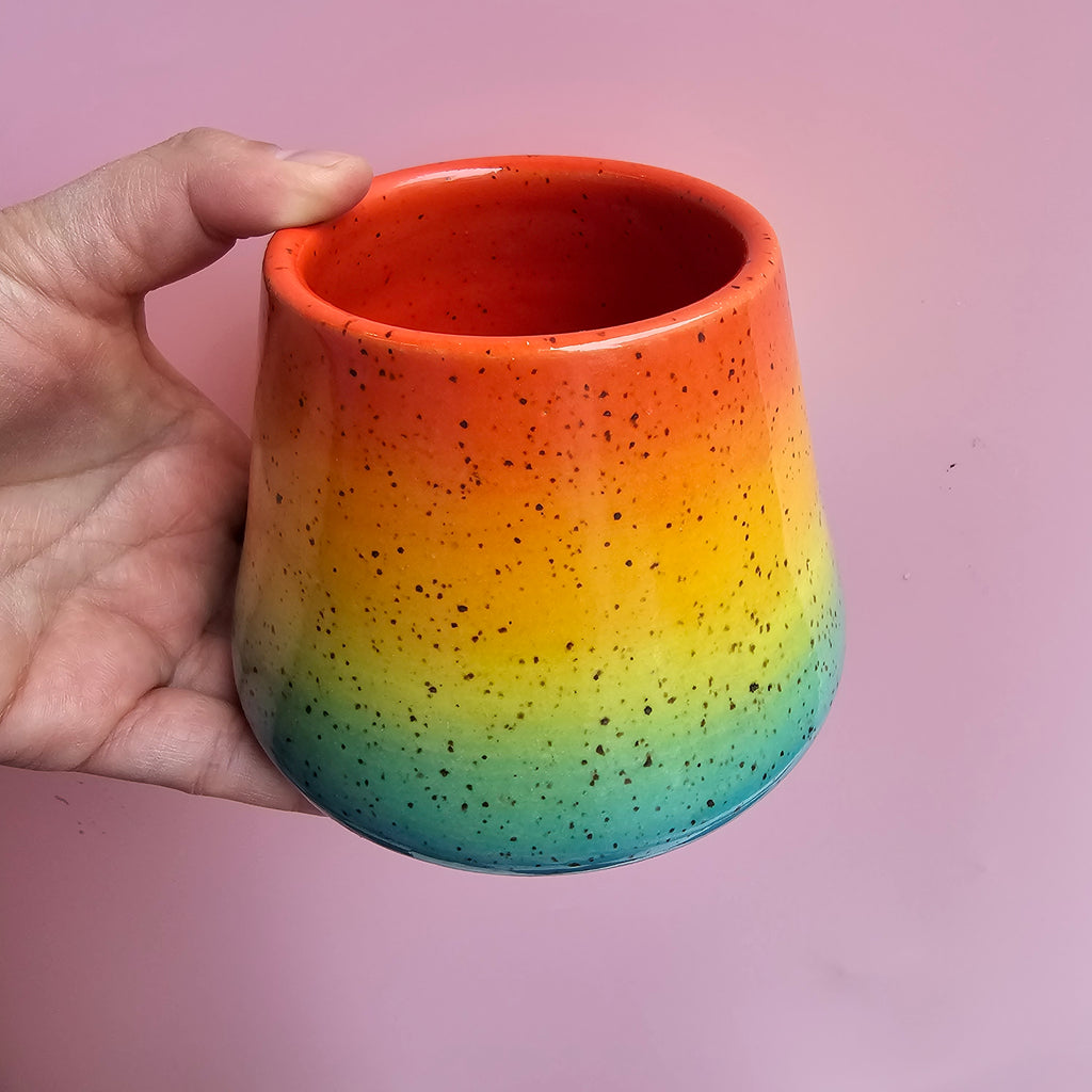 RAINBOW PYRAMID CUP