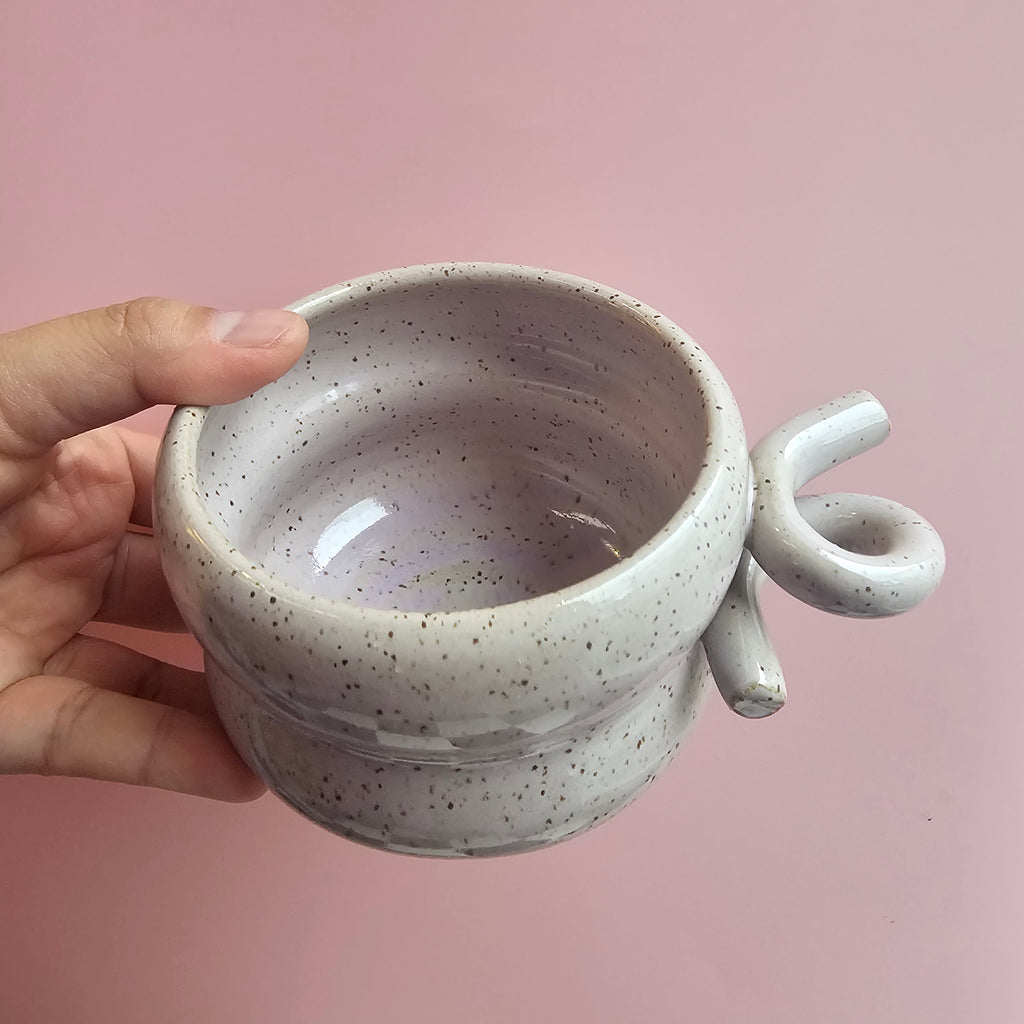 TARO VENUS LOOP MUG