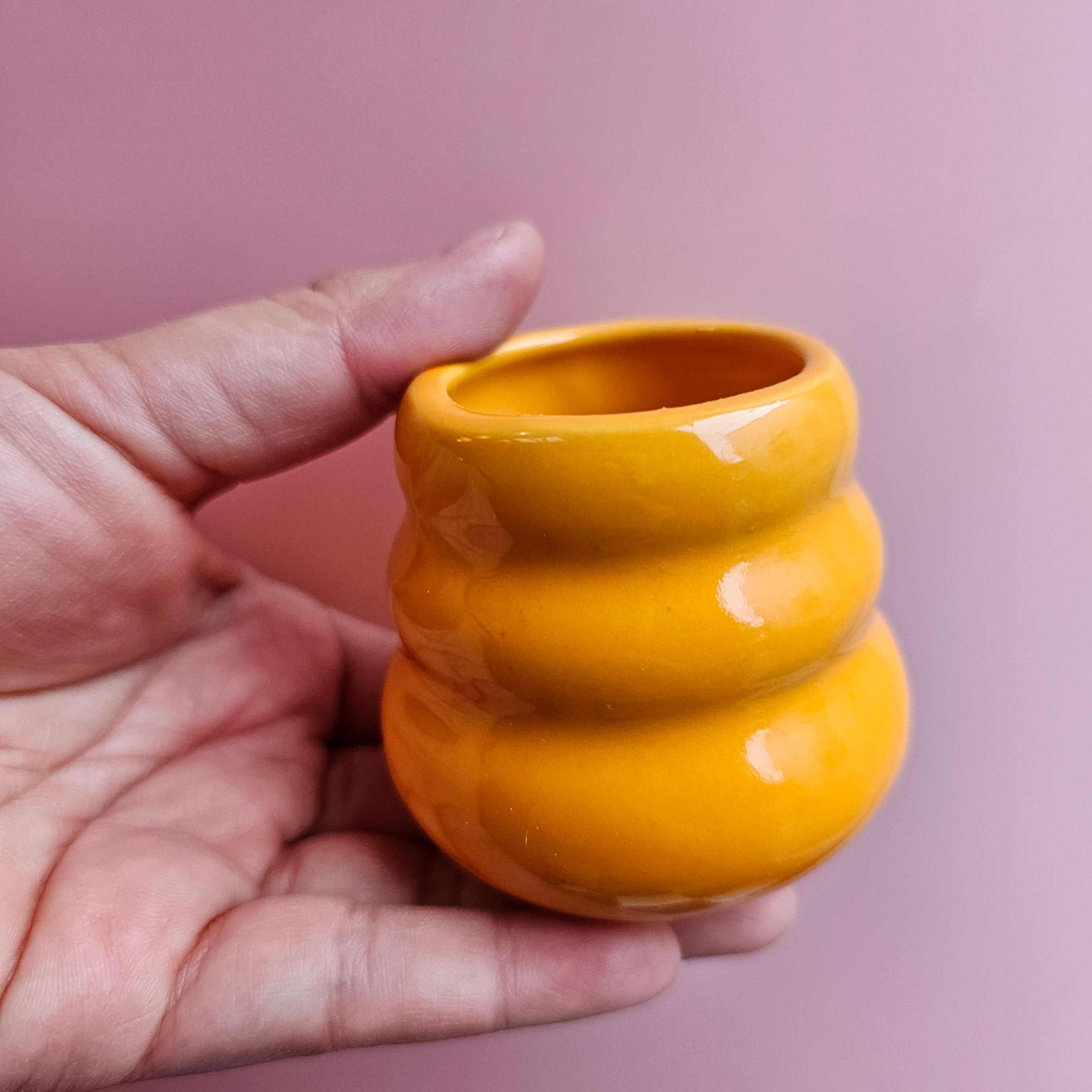 MINI CHUBBY MANGO VASE