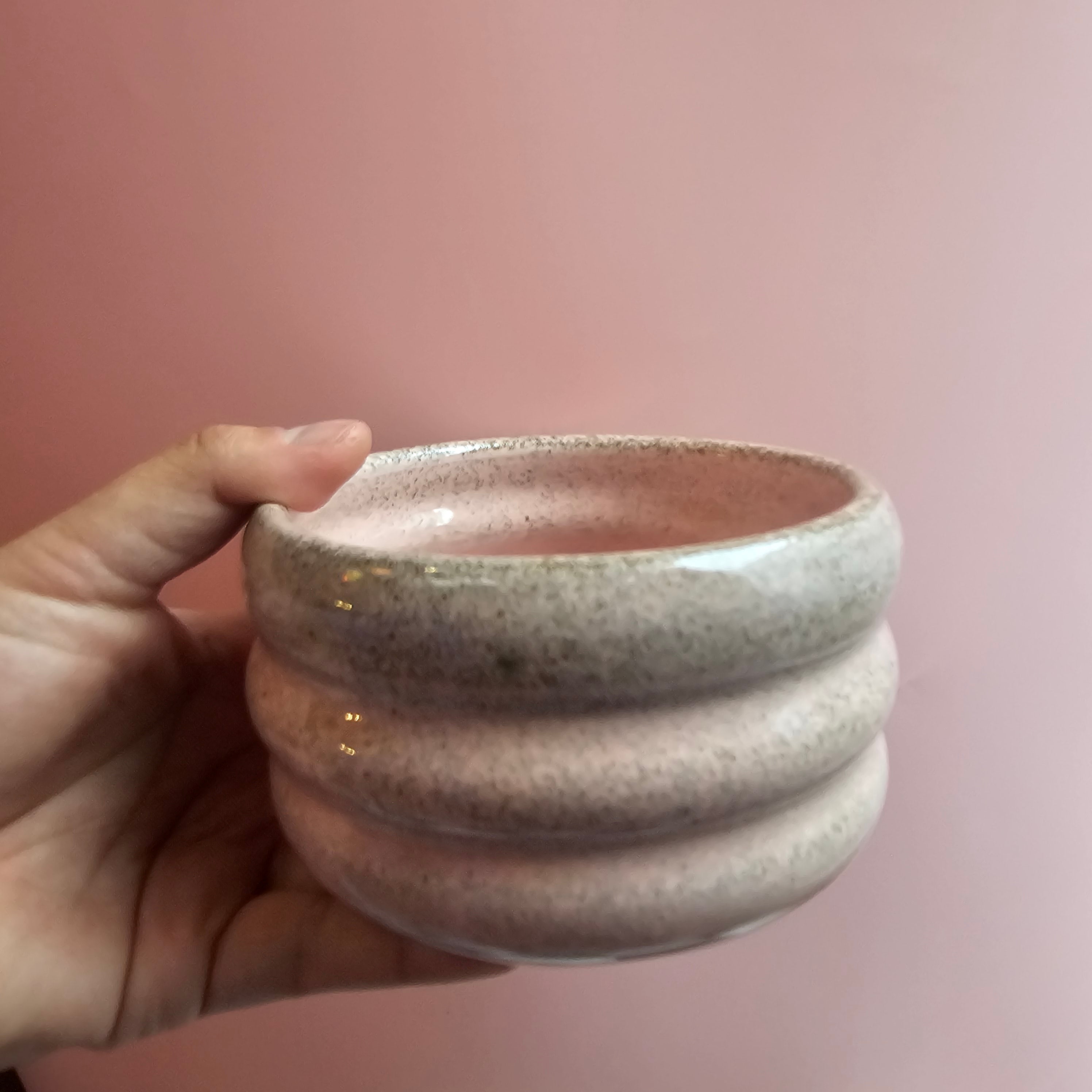 PINKY DRAGONFRUIT MATCHA BOWL