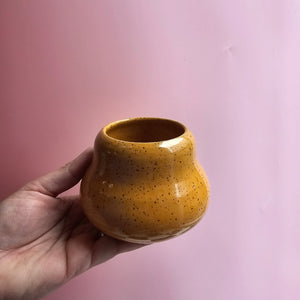 MANGO BLOB CUP/VASE