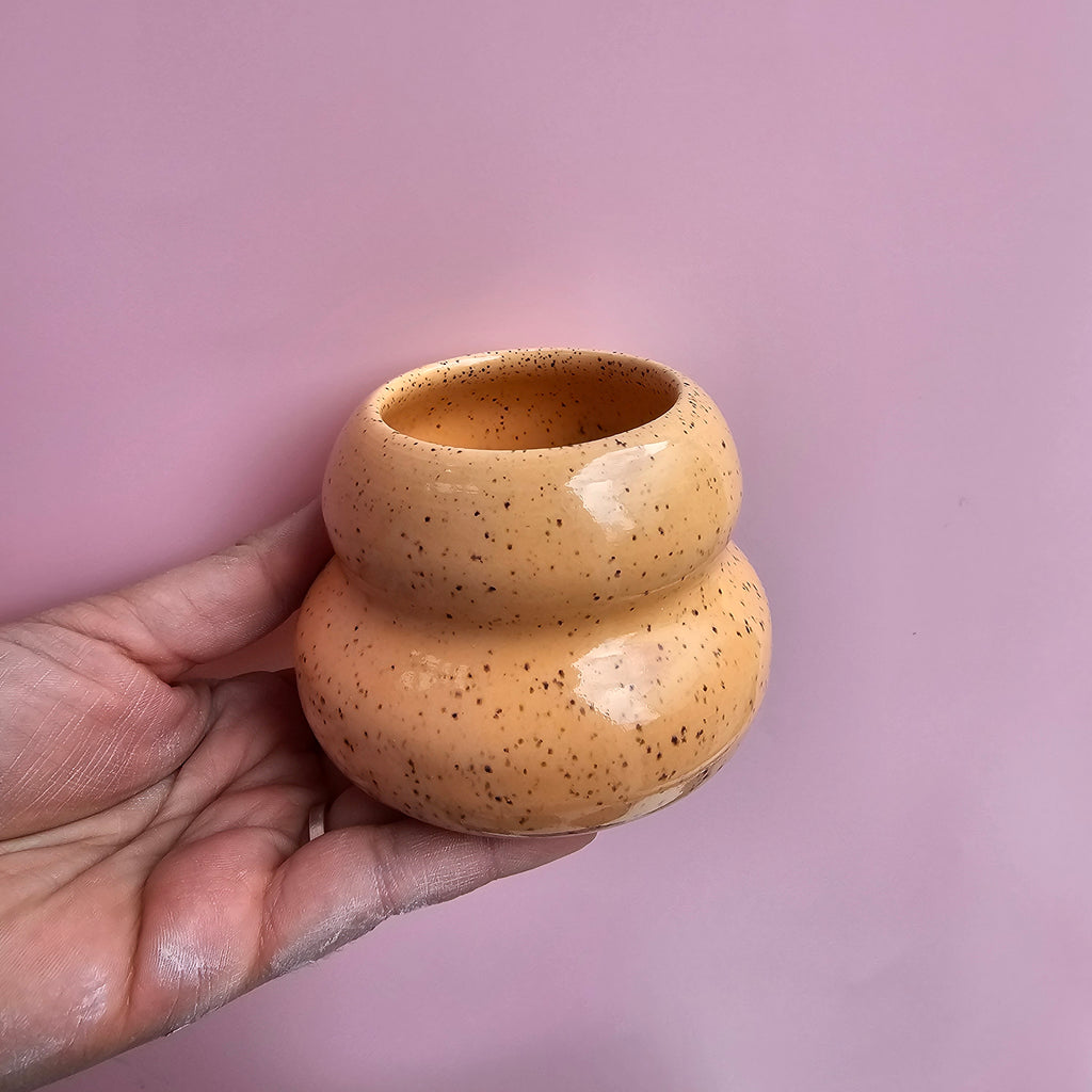 PEACHY VENUS CUP/VASE