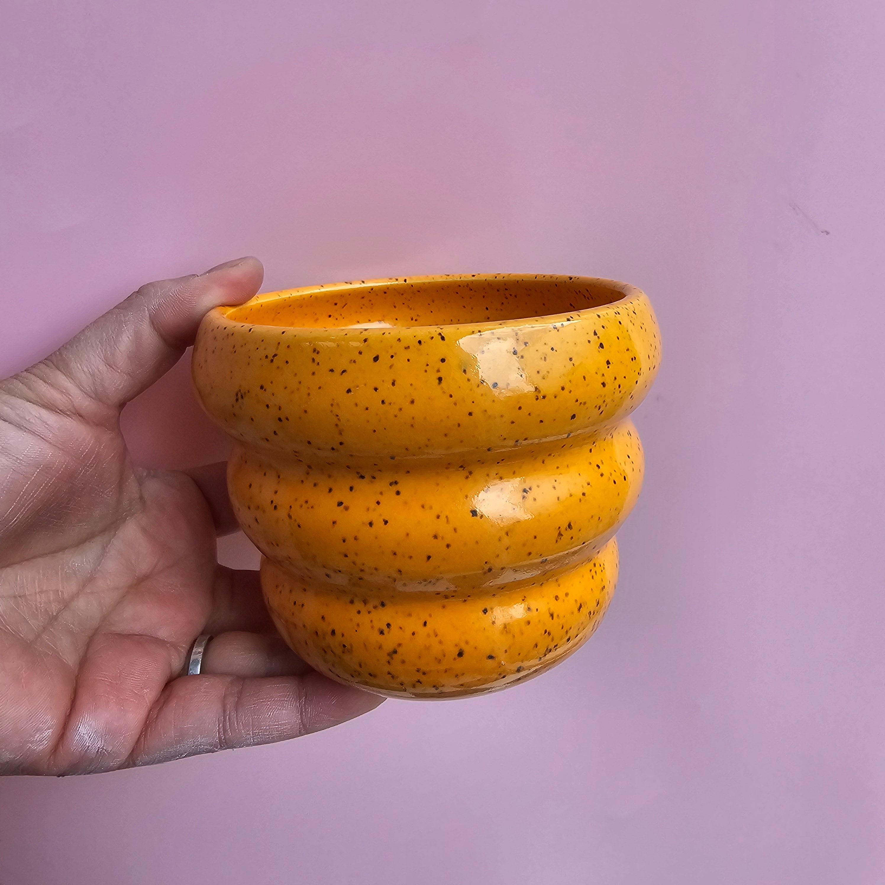 MANGO CUTIE CUP/VASE