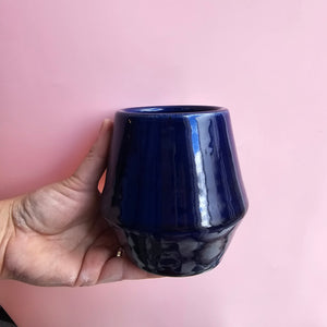 BLUE GLASS 70s CUP/VASE