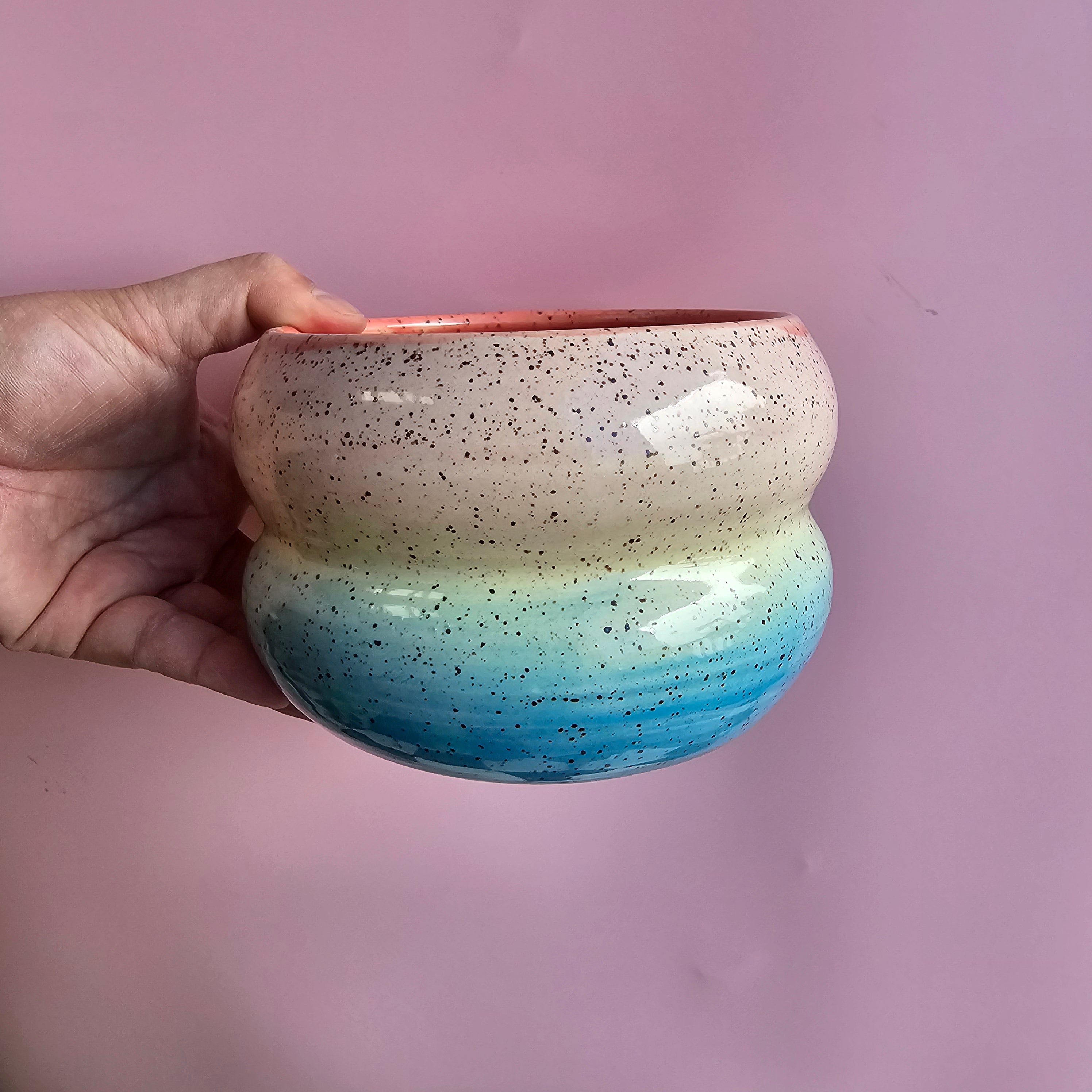 MARSHMALLOWS VASE OR PLANTER