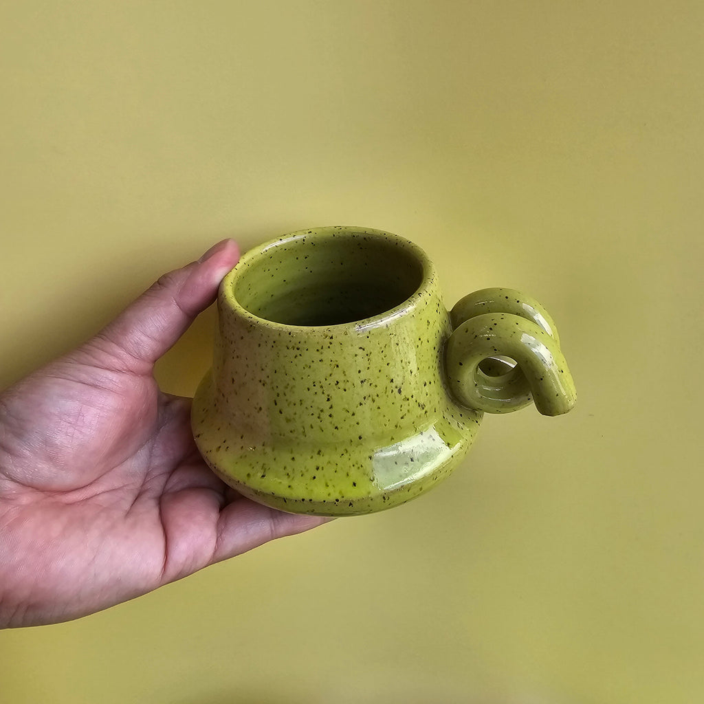 CHARTREUSE LOOPY PETITE MUG