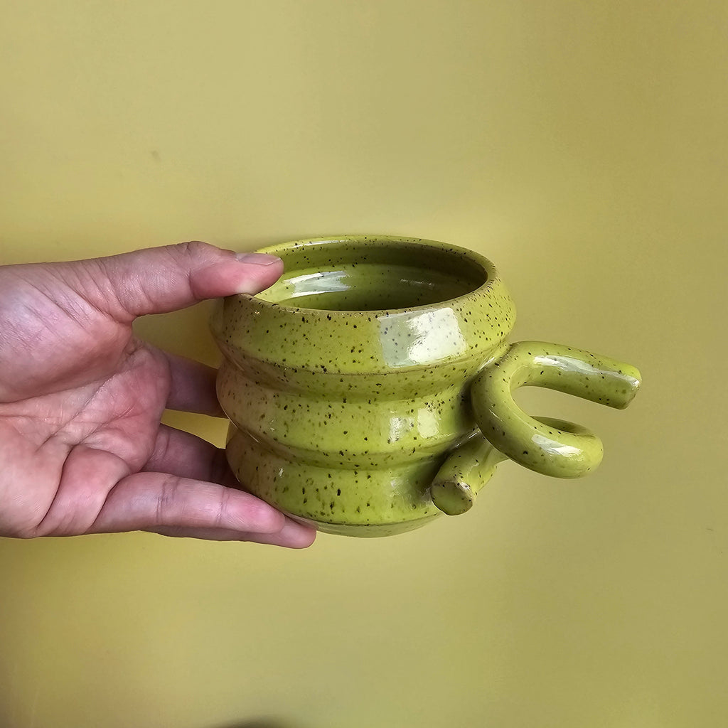 CHARTREUSE ZIGZAG LOOPY MUG