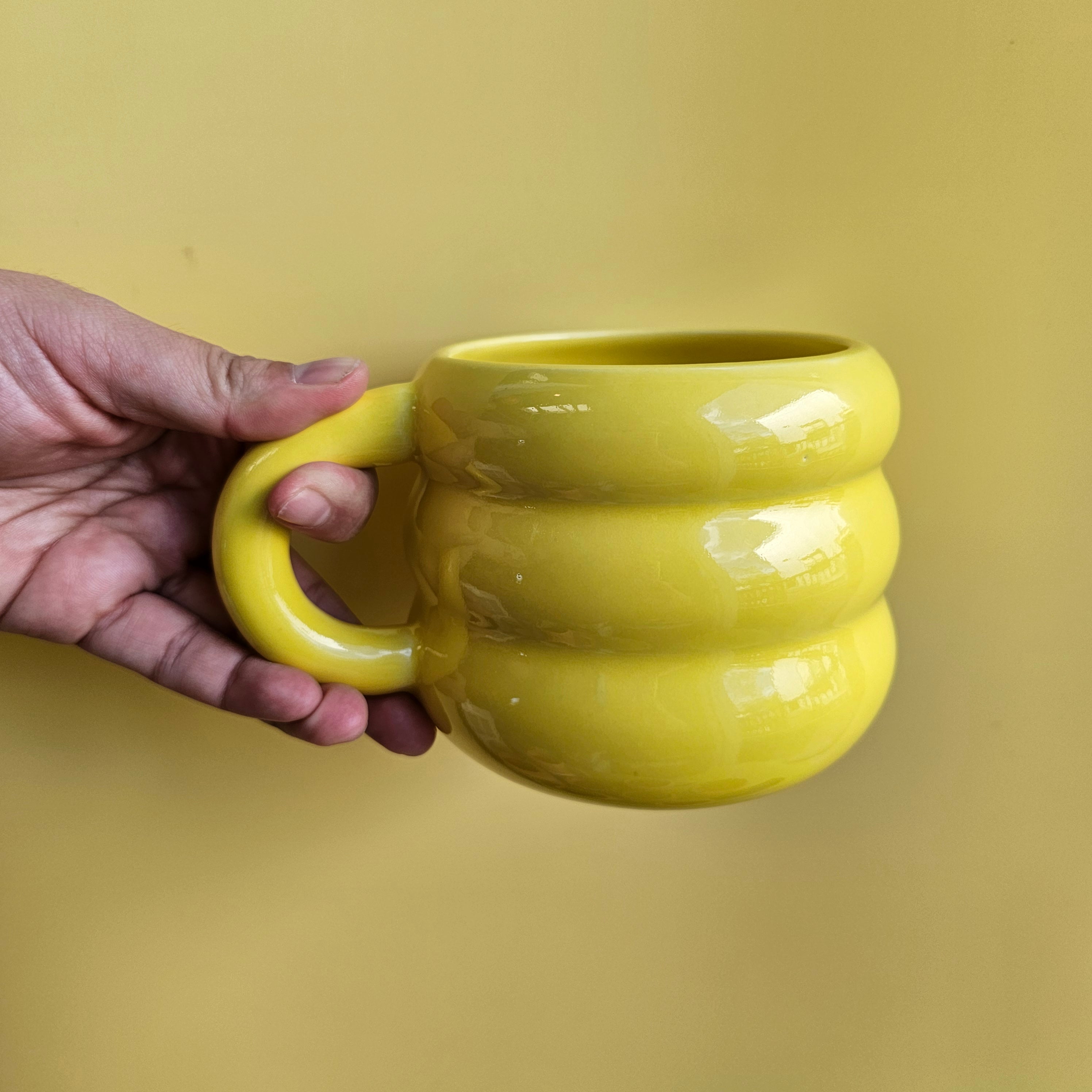 SUNNY JUMBO TRIPPY MUG