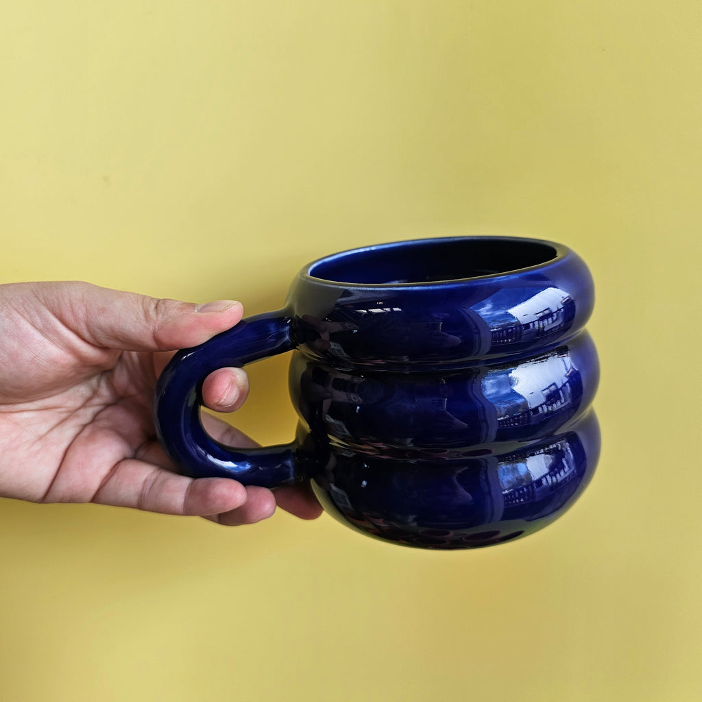 BLUE GLASS JUMBO TRIPPY MUG