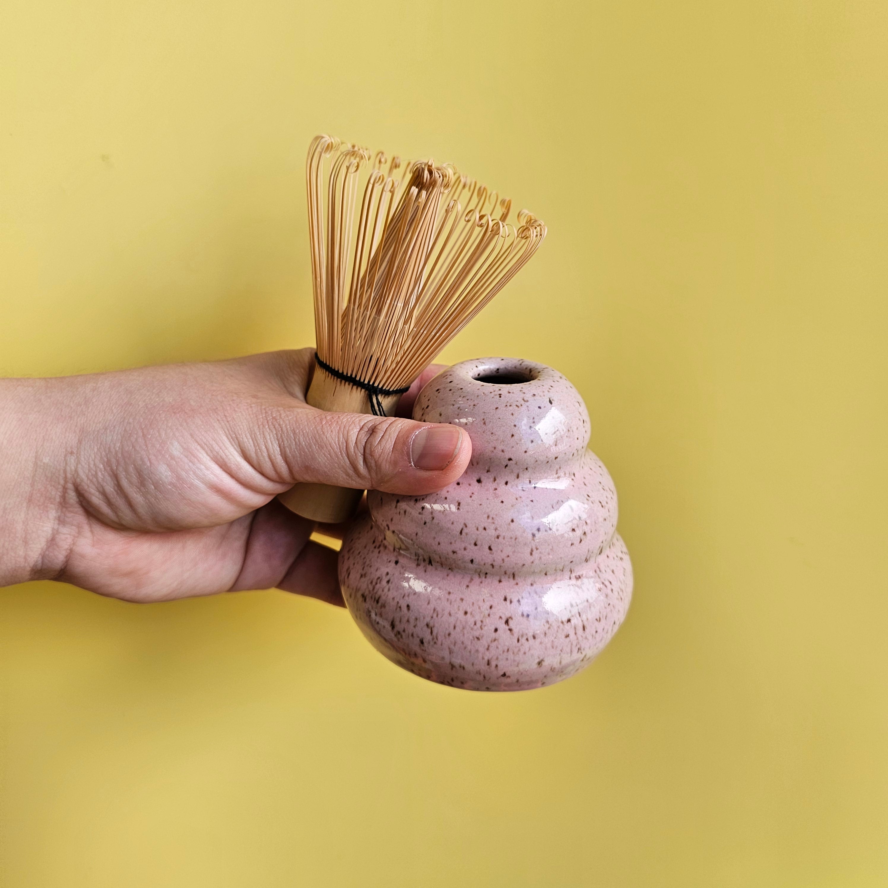 PINKY MATCHA WHISK HOLDER