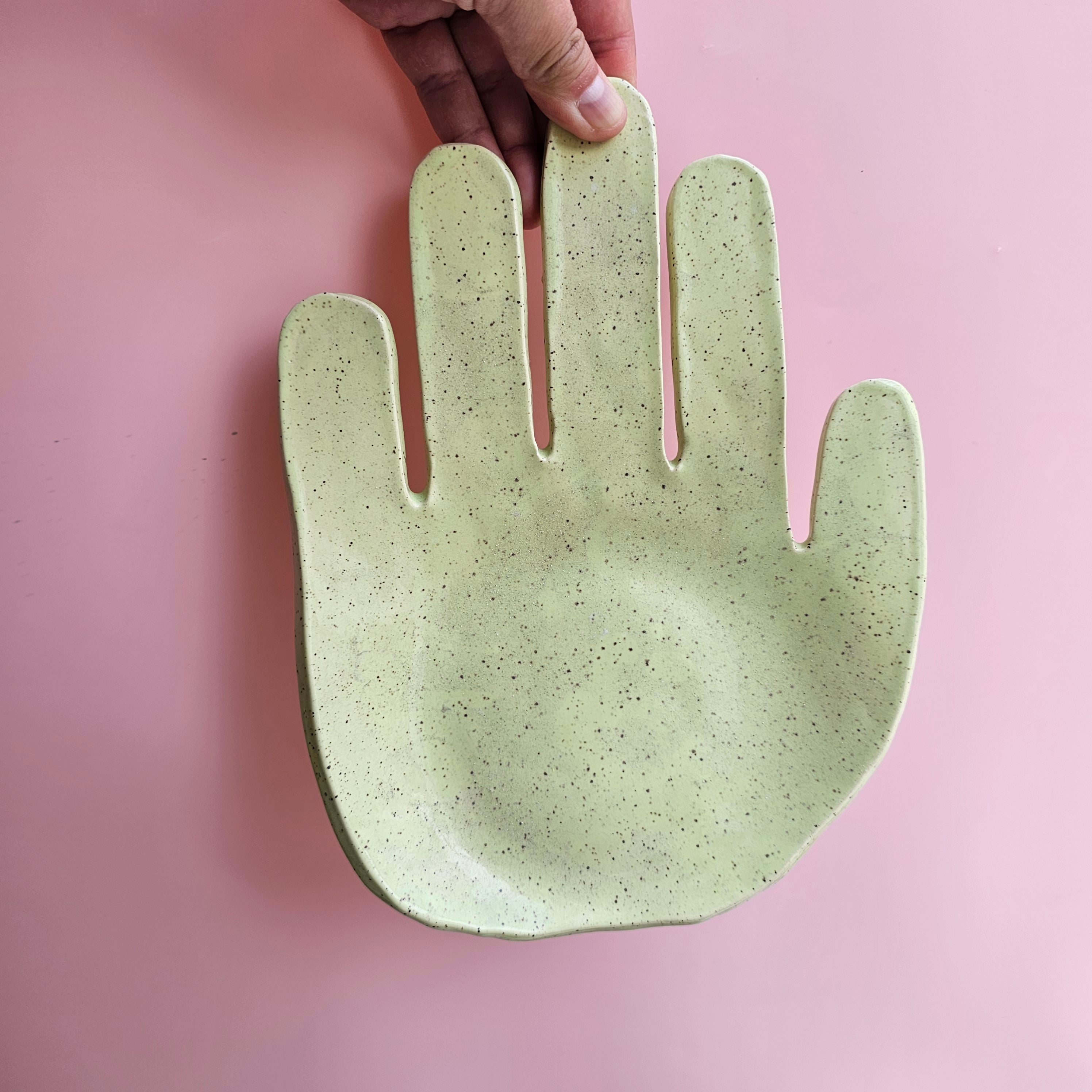 MINTY HAND PLATE