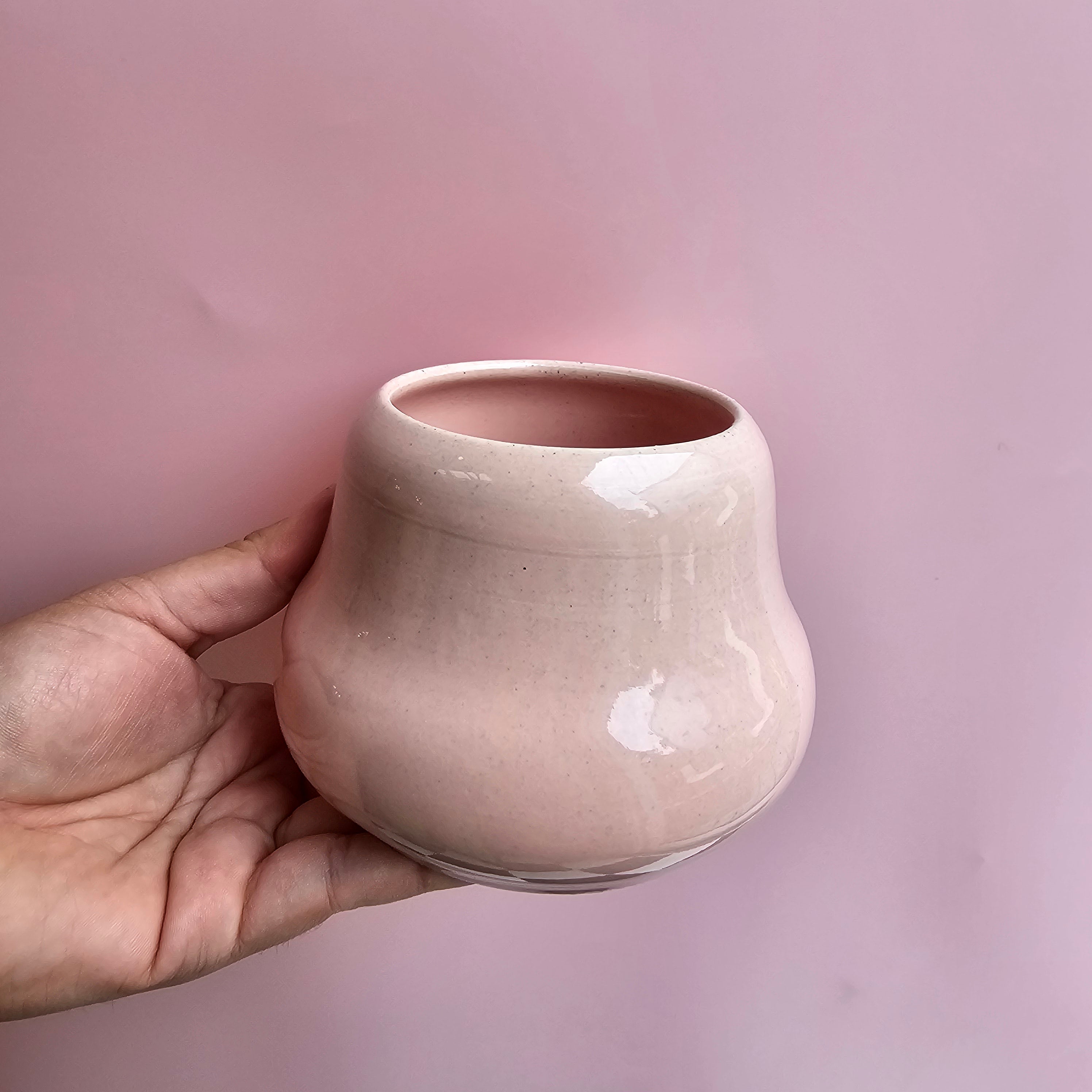 PINKY BLOB CUP
