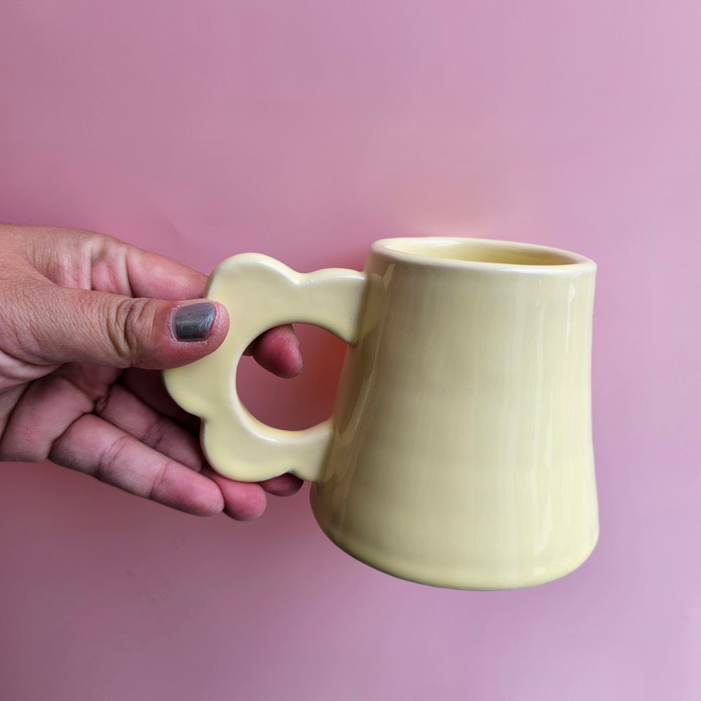 LEMON PIE DAISY MUG *SECONDS