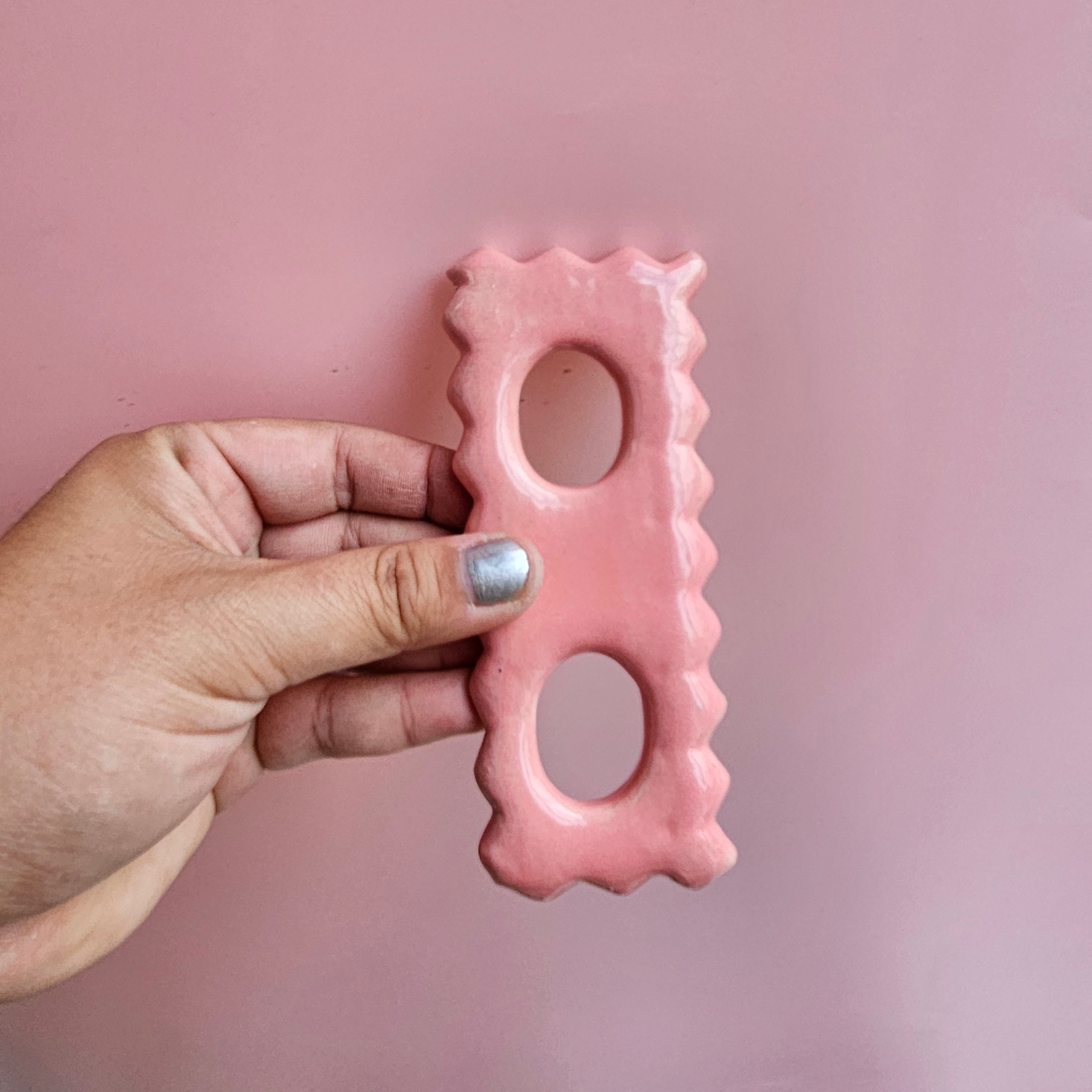 ESTATE SALE PINK PICTURE MINI FRAME