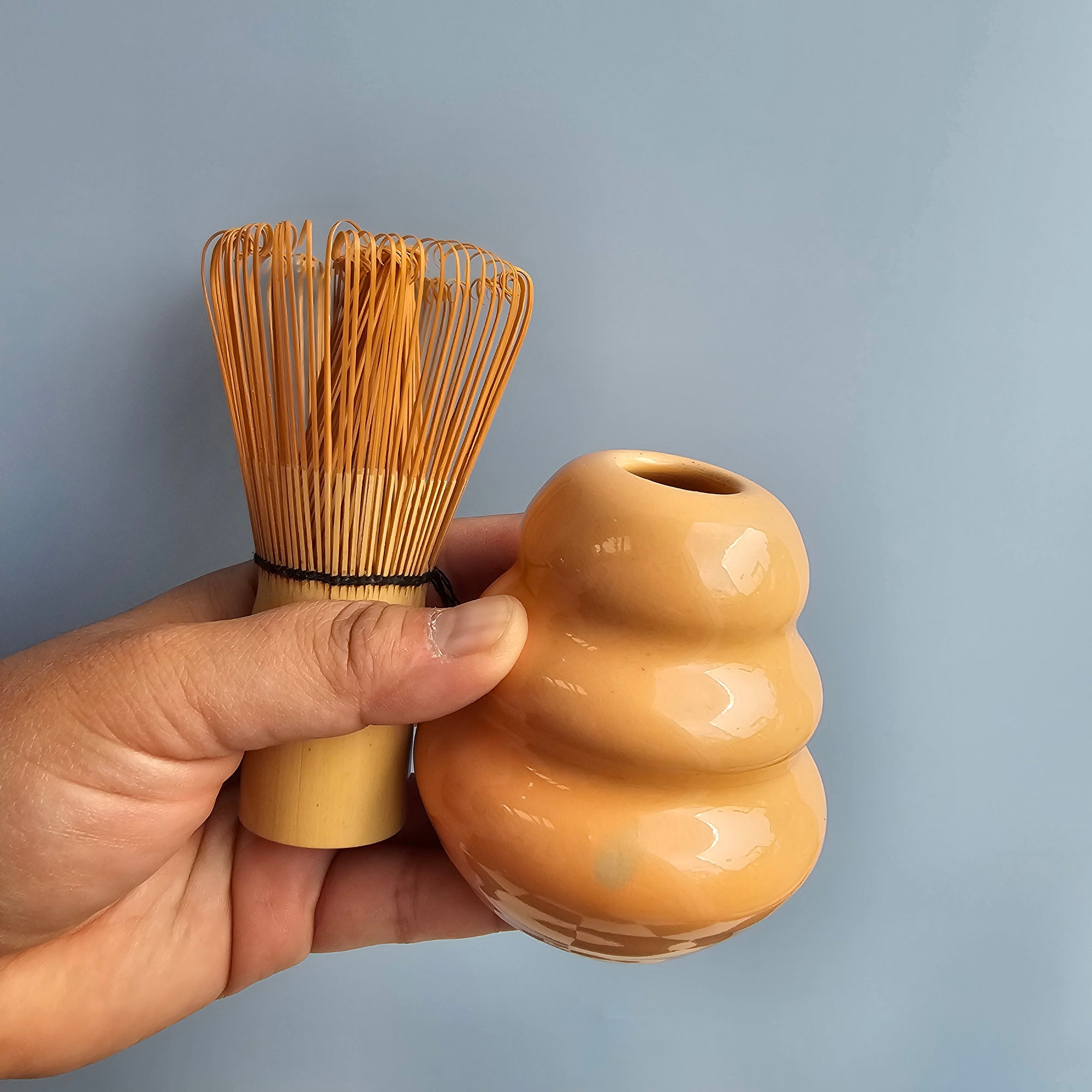 *SECONDS* PEACHY CHUBBY MATCHA WHISK HOLDER