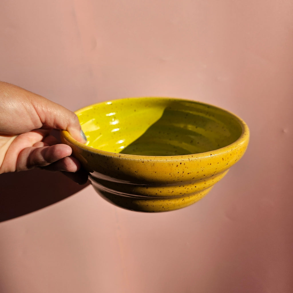 SPECKLED MARIGOLD & SUNSHINE STAIRS CERAL BOWL!