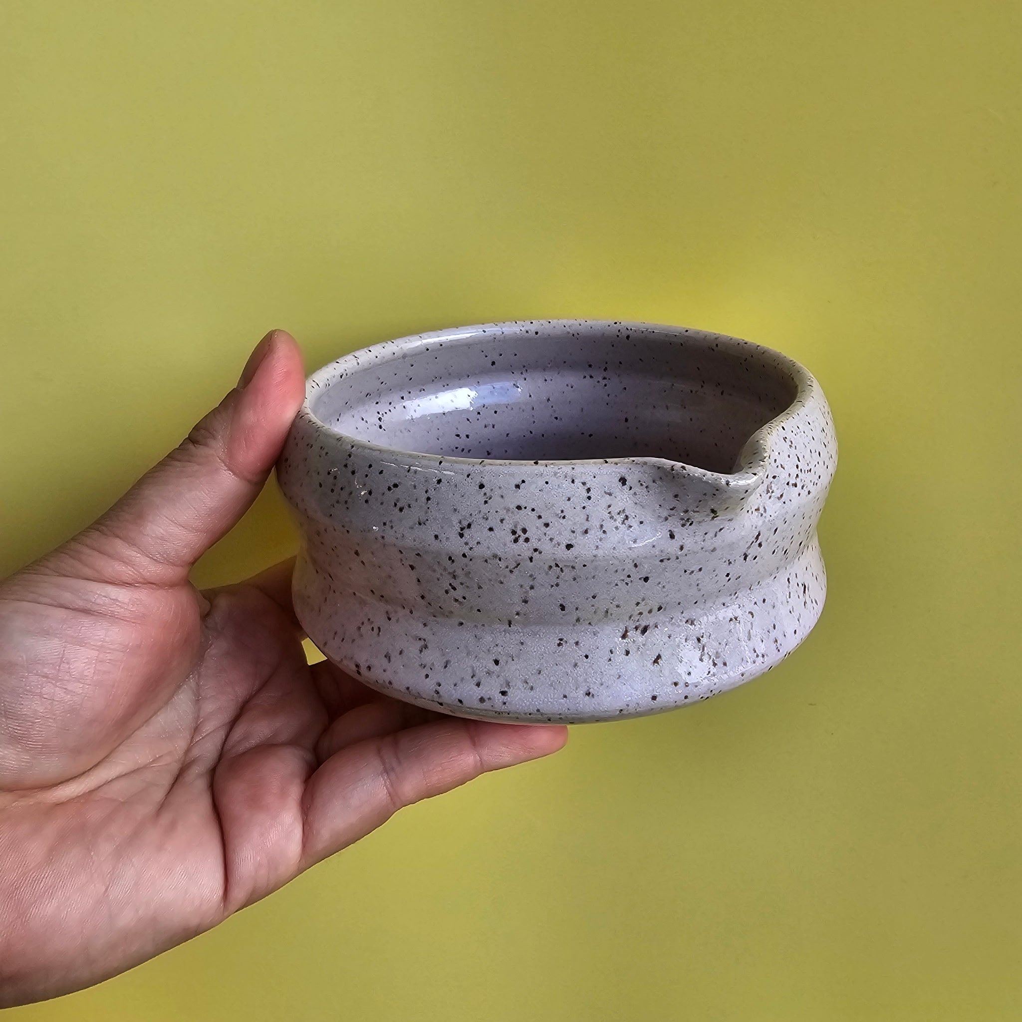 RICE SPECKLED ANGLE MATCHA BOWL