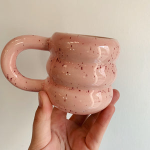 STRAWBERRY ICECREAM TRIPPY MUG