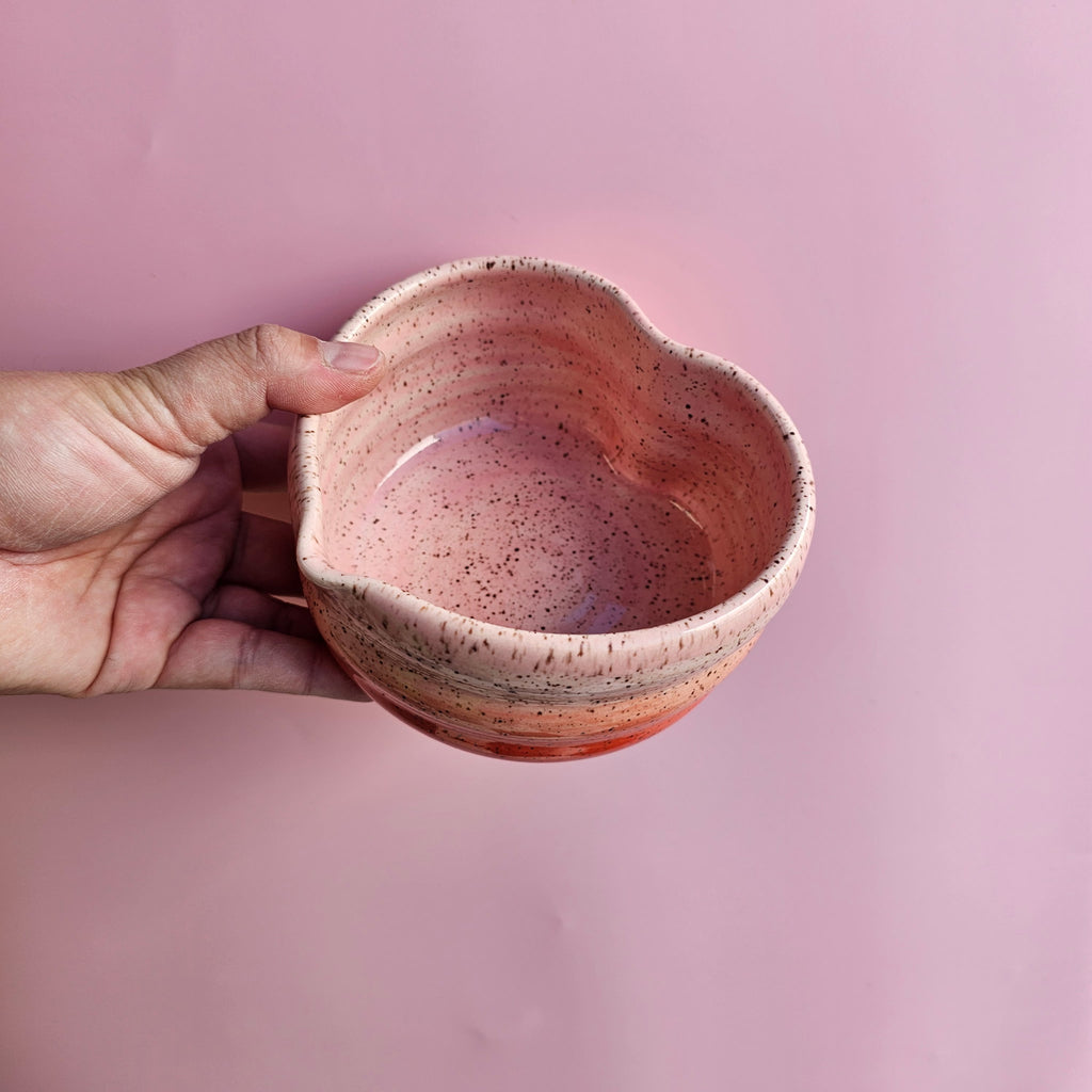 V-DAY SPECKLED HEART MATCHA BOWL