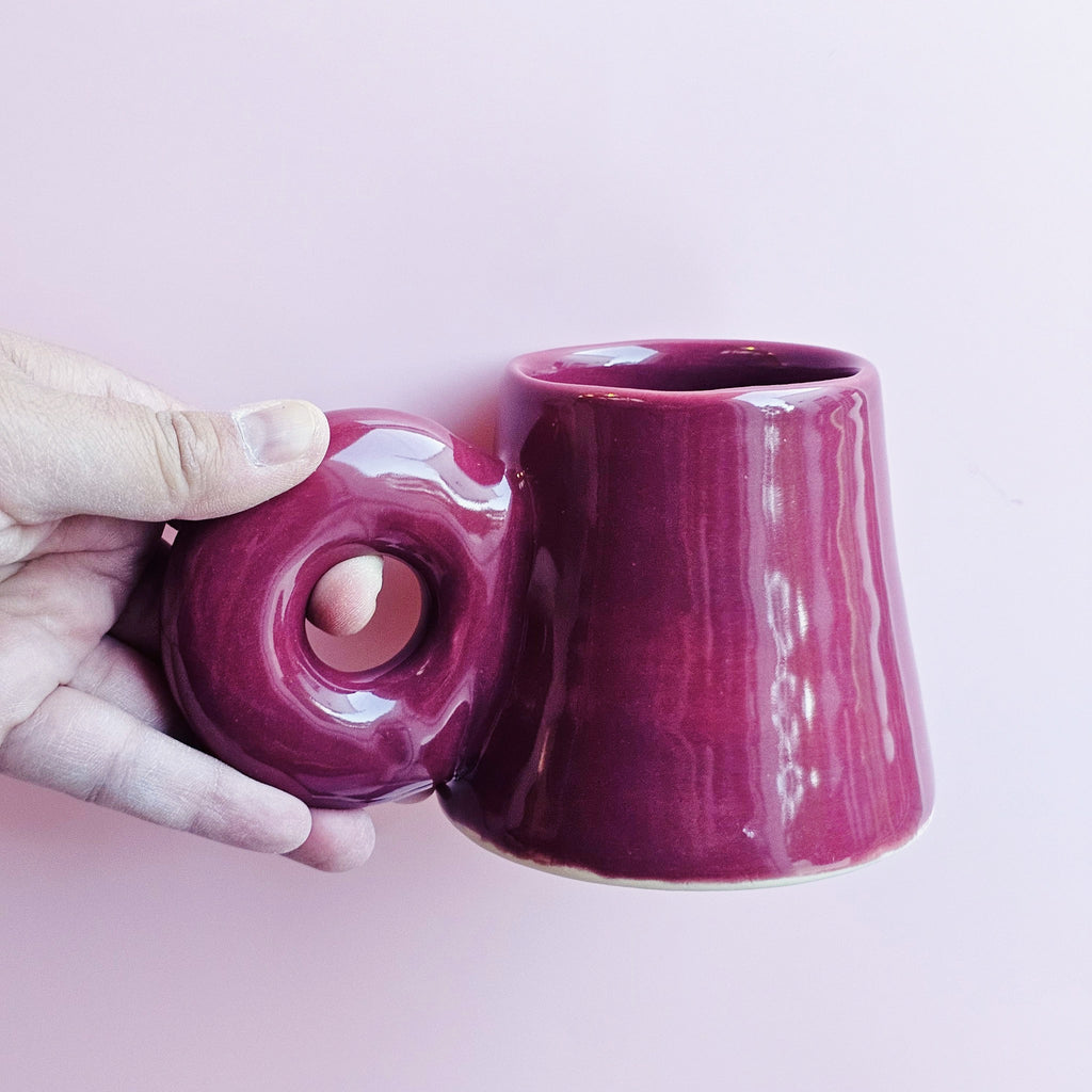BERRY DONUT MUG