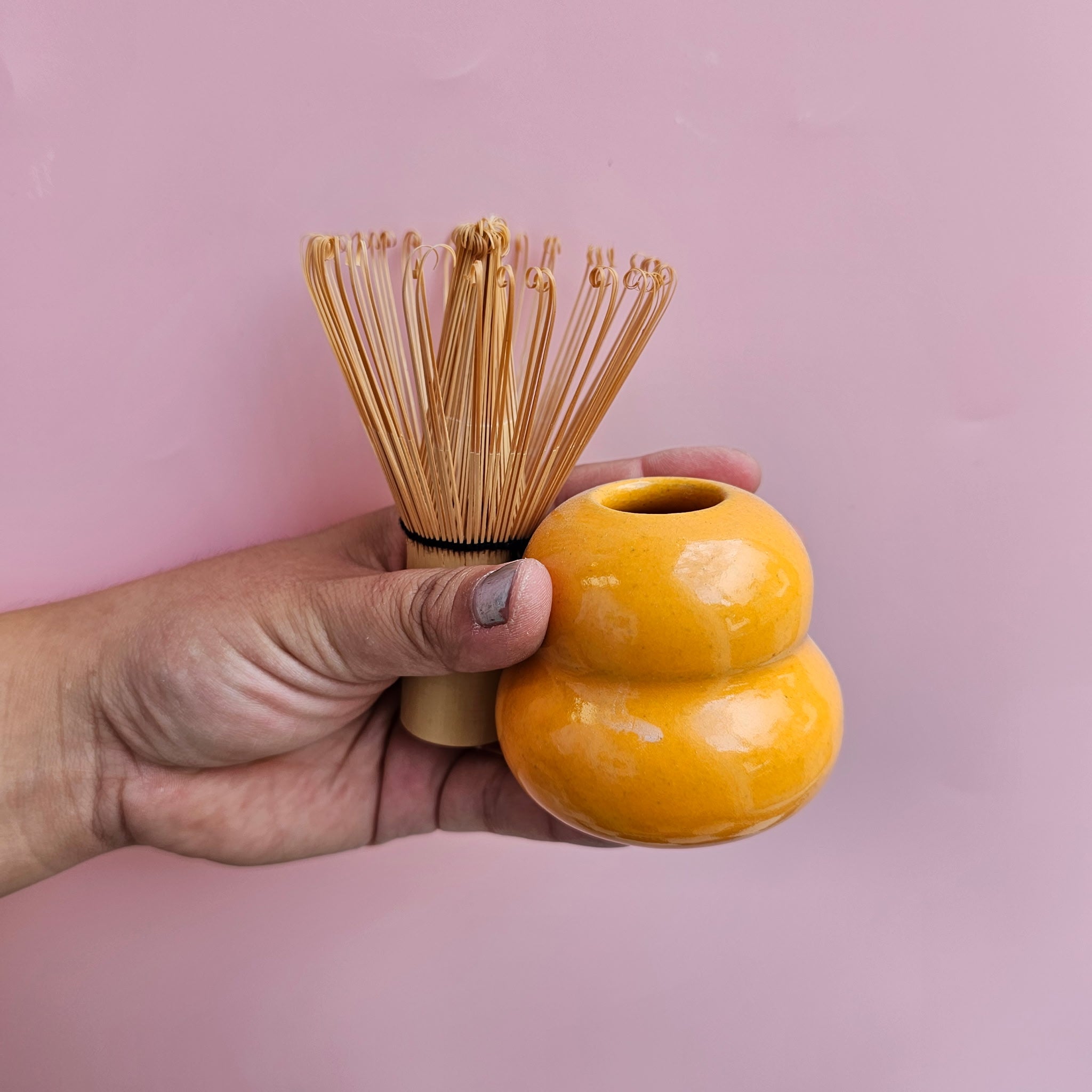MANGO MATCHA WHISK HOLDER