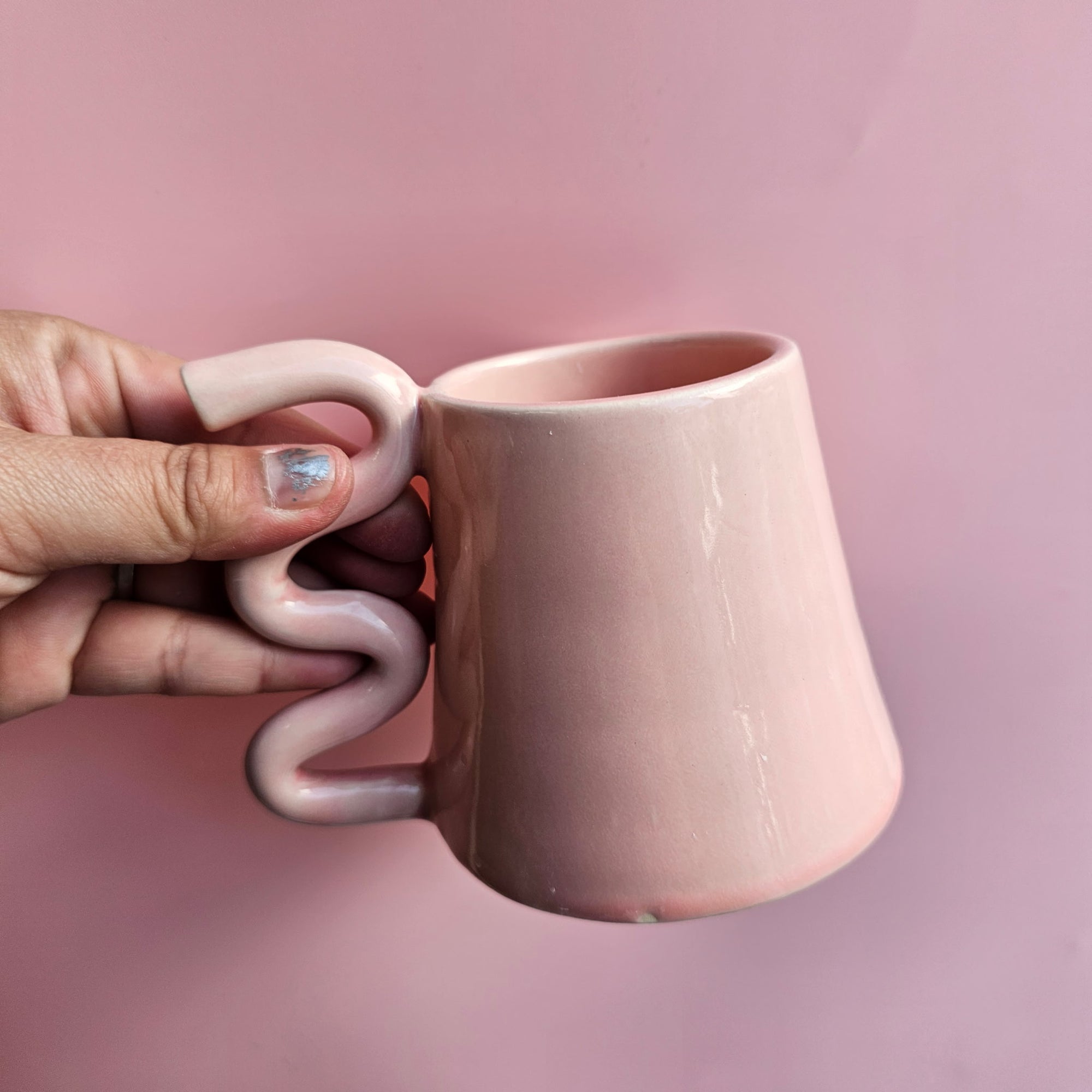 *SECONDS*PUFF SQUIGGLE MUG!
