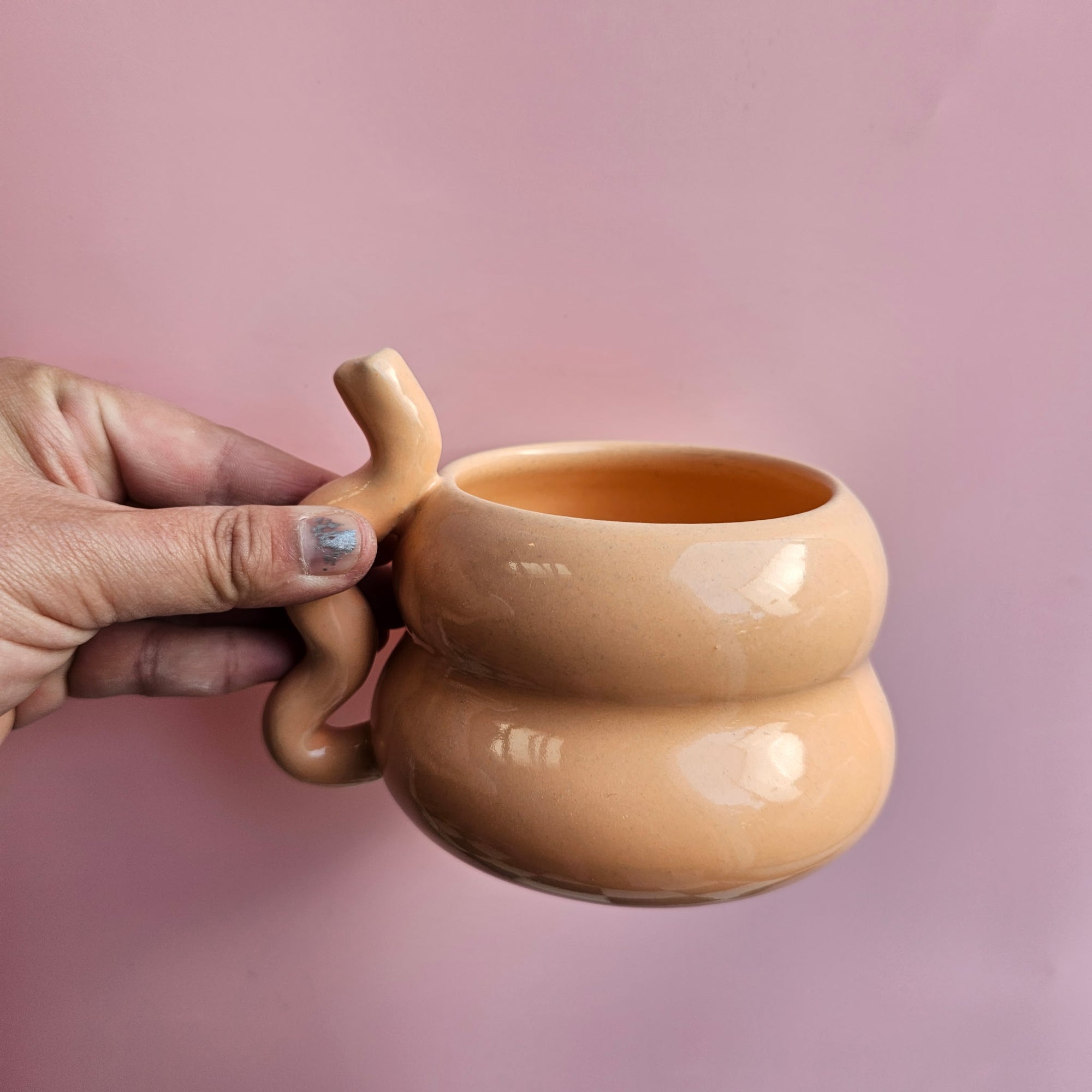*SECONDS* PEACHY SQUIGGLE VENUS MUG!