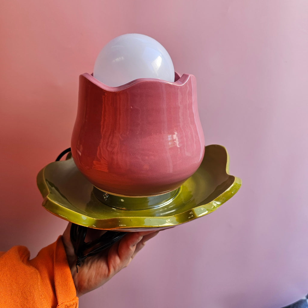 FLAMINGO TULIP LAMP!