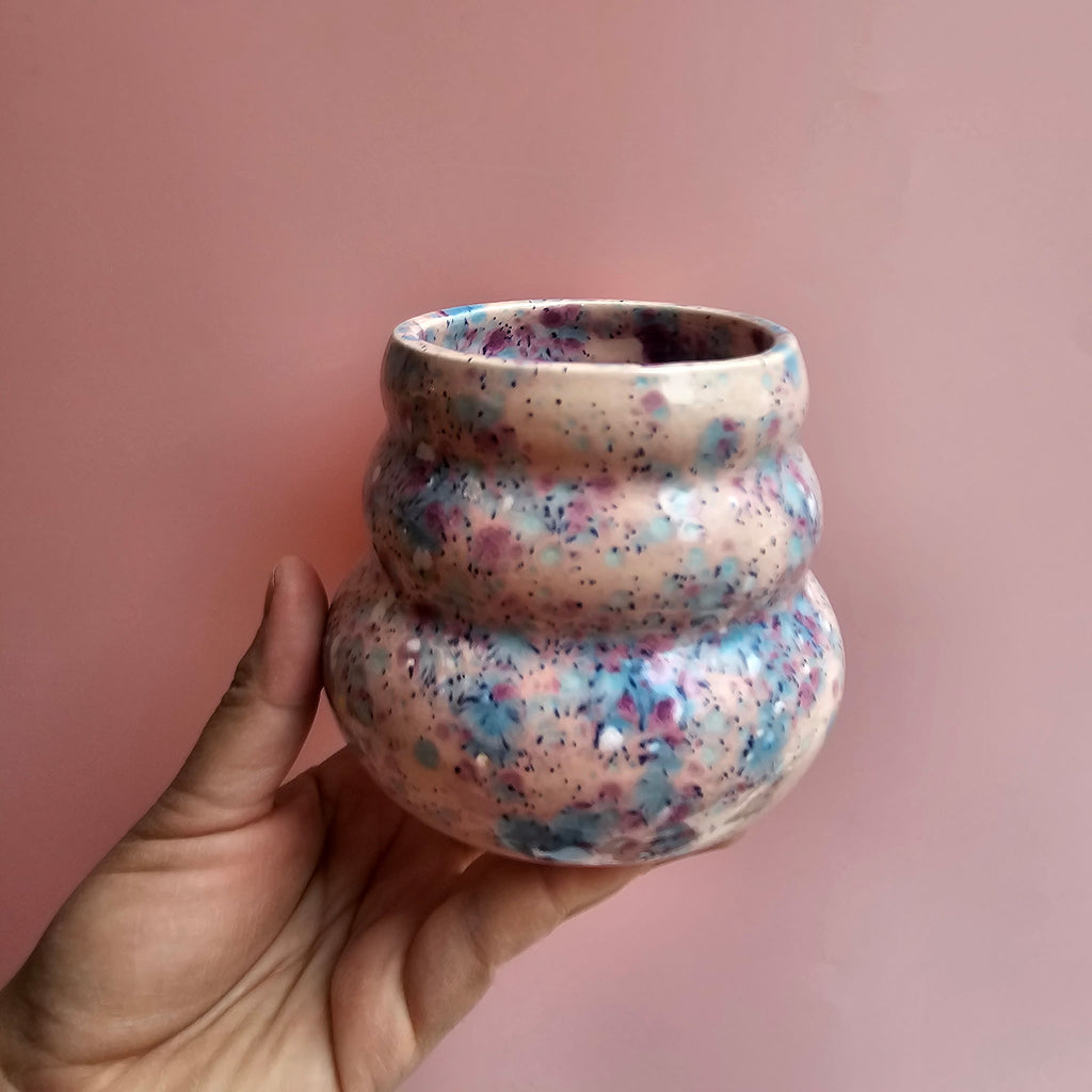 *SECONDS* FEATHER CHUBBY PLANTER!