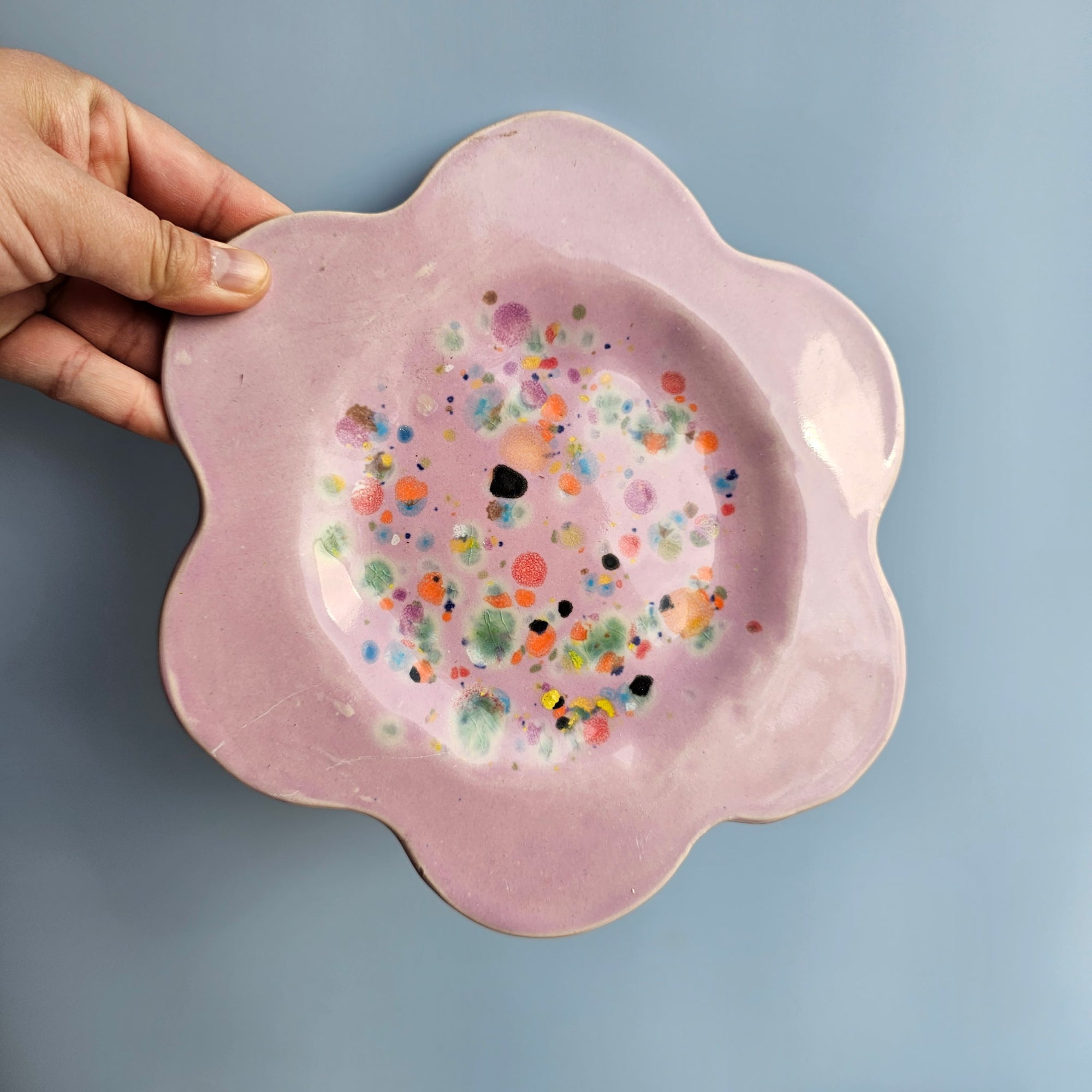 *SECONDS* ORCHID CONFETTI FLOWER PLATE