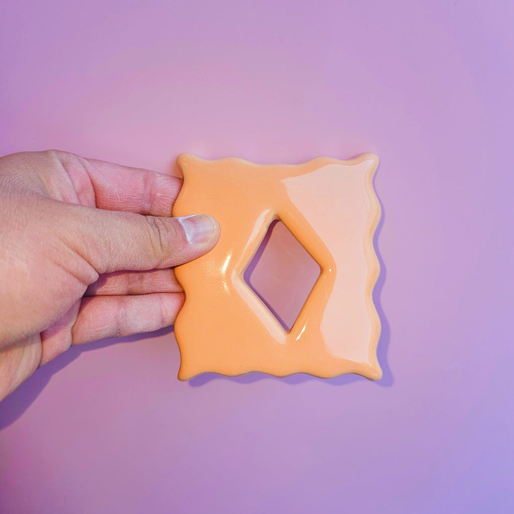 PEACHY DIAMOND MINI PICTURE FRAME