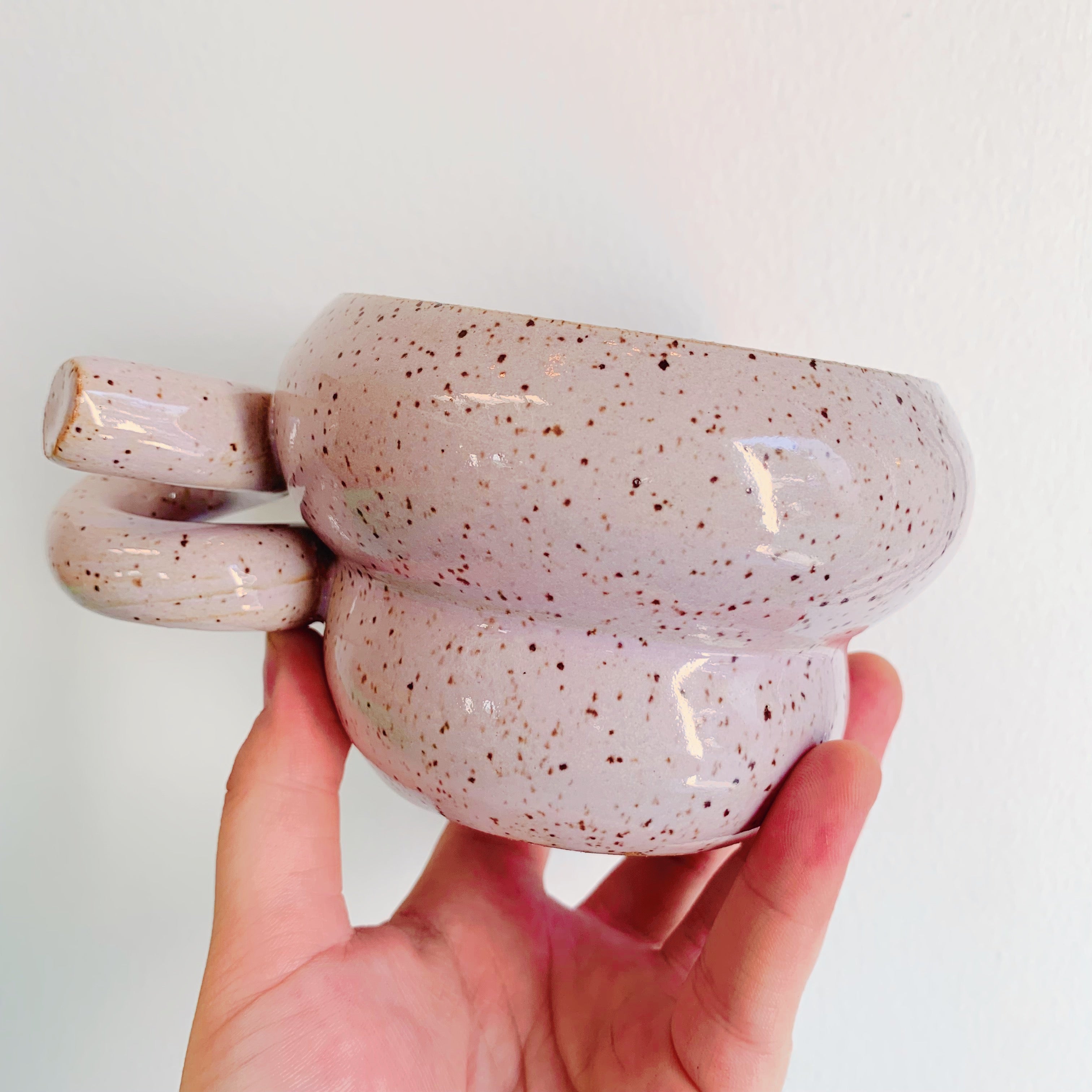 ORCHID SPECKLED WAVY SPIRAL MUG