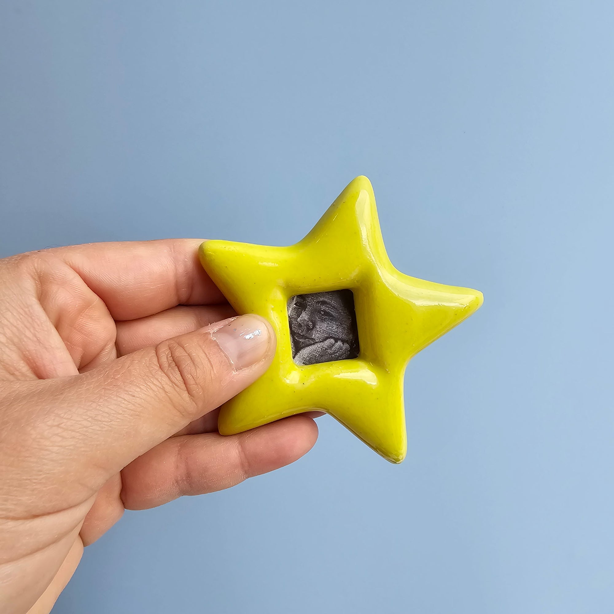 CHARTREUSE  MINI STAR SQUARE PORTAL FRAME!